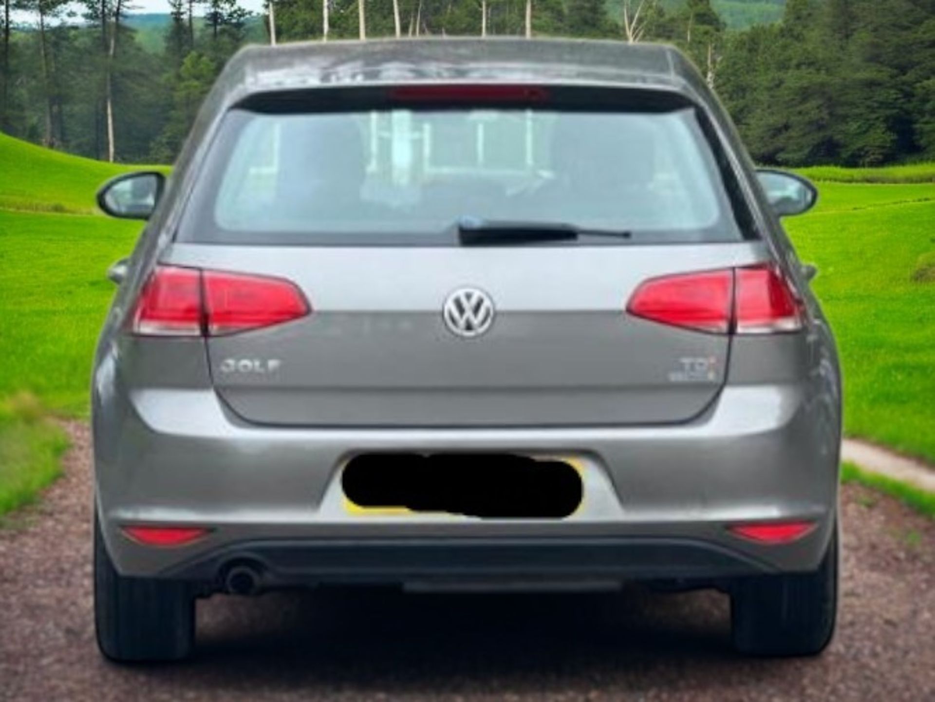 VOLKSWAGEN GOLF SE BLUEMOTION TECH TDI 1.6 DIESEL MANUAL 5DR (2013)>>--NO VAT ON HAMMER--<< - Image 10 of 35