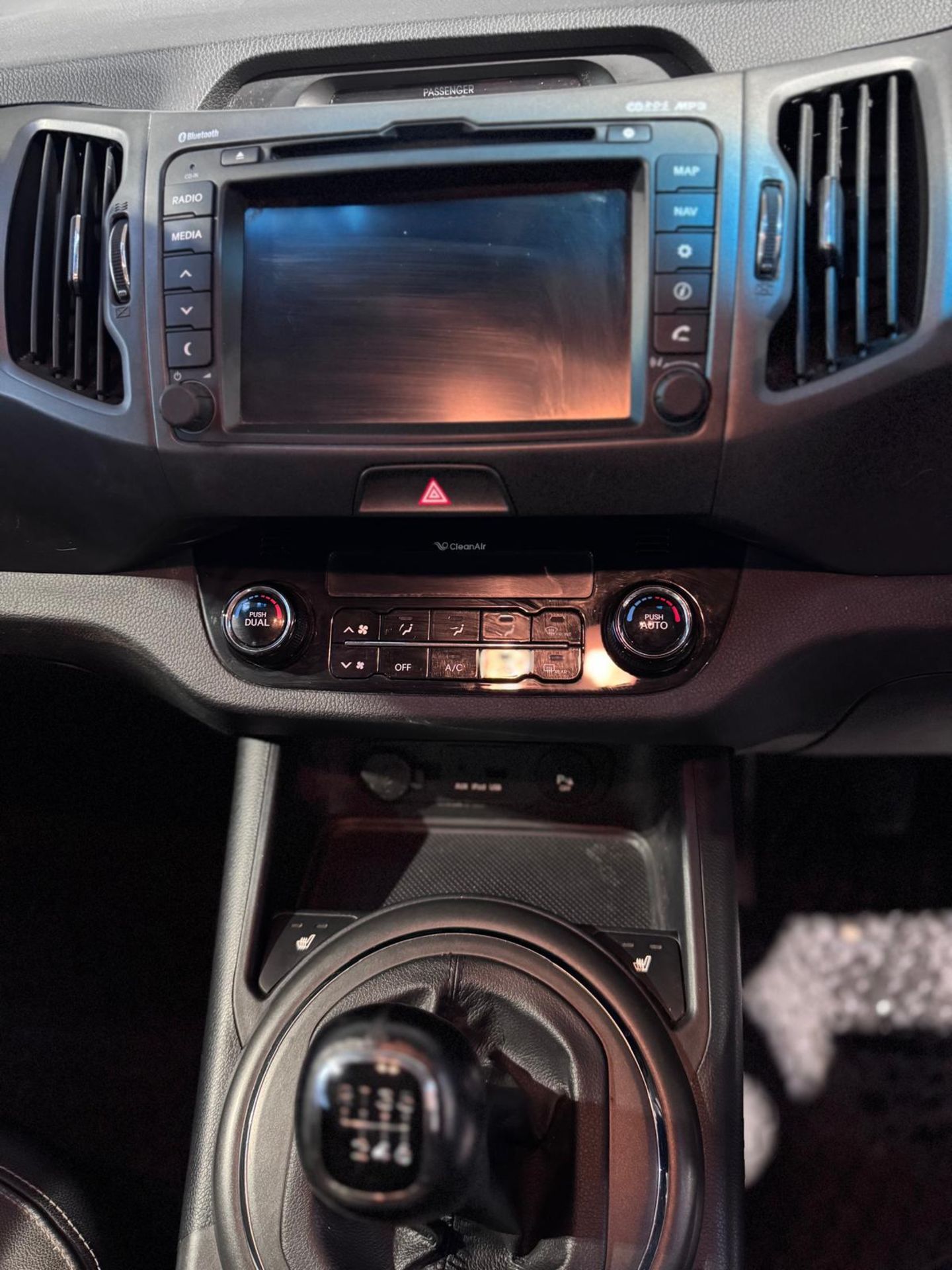2012 KIA SPORTAGE KX-3 SAT NAV CRDI >>--NO VAT ON HAMMER--<< - Image 24 of 43