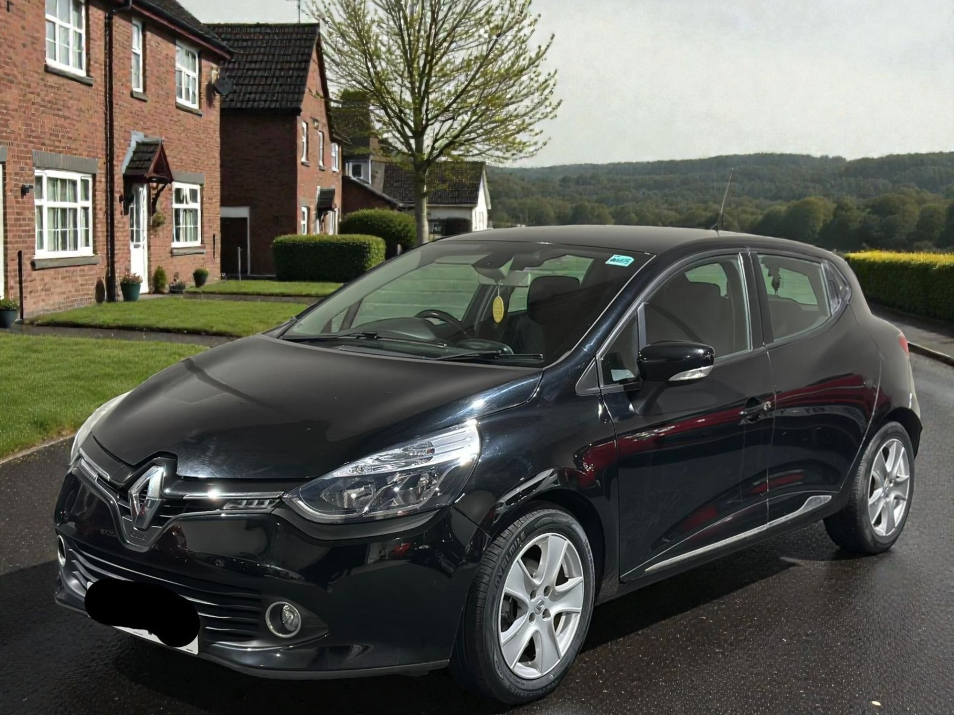 2016 RENAULT CLIO DYNAMIQUE NAV 16V – BLACK >>--NO VAT ON HAMMER--<<