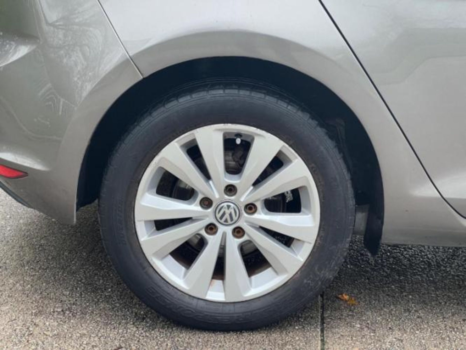 VOLKSWAGEN GOLF SE BLUEMOTION TECH TDI 1.6 DIESEL MANUAL 5DR (2013)>>--NO VAT ON HAMMER--<< - Image 29 of 35