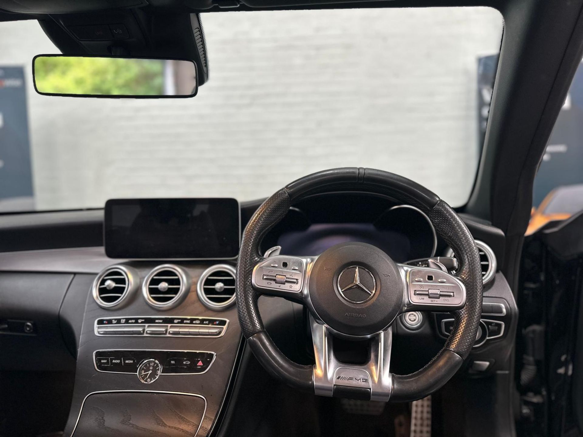 2018 MERCEDES-BENZ C43 AMG PREMIUM PLUS 4MATIC AUTO – 3.0L PETROL – >>--NO VAT ON HAMMER--<< - Image 17 of 20