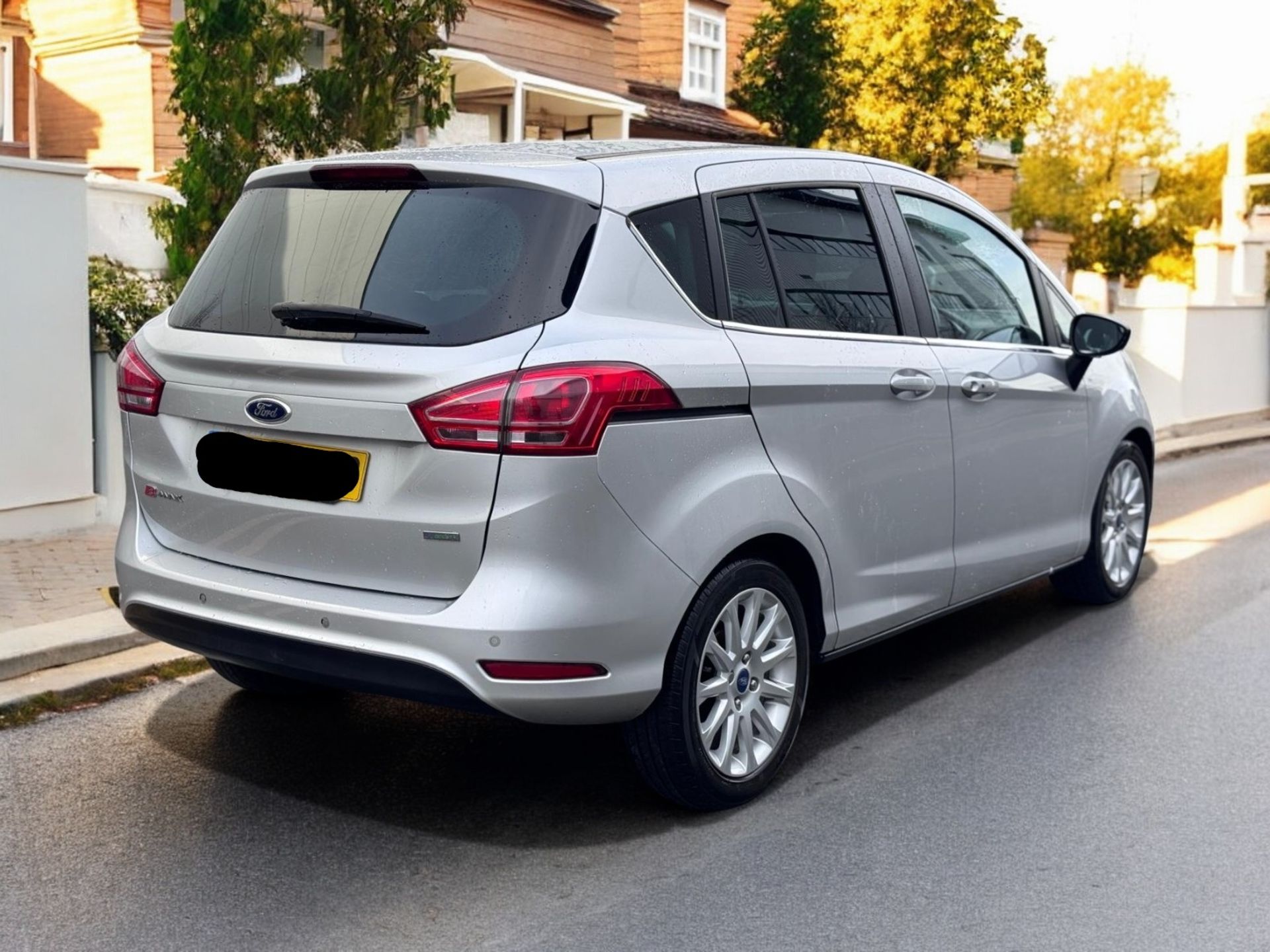 FORD B-MAX TITANIUM TURBO 1.0 ECOBOOST 2014 >>--NO VAT ON HAMMER--<< - Image 8 of 18