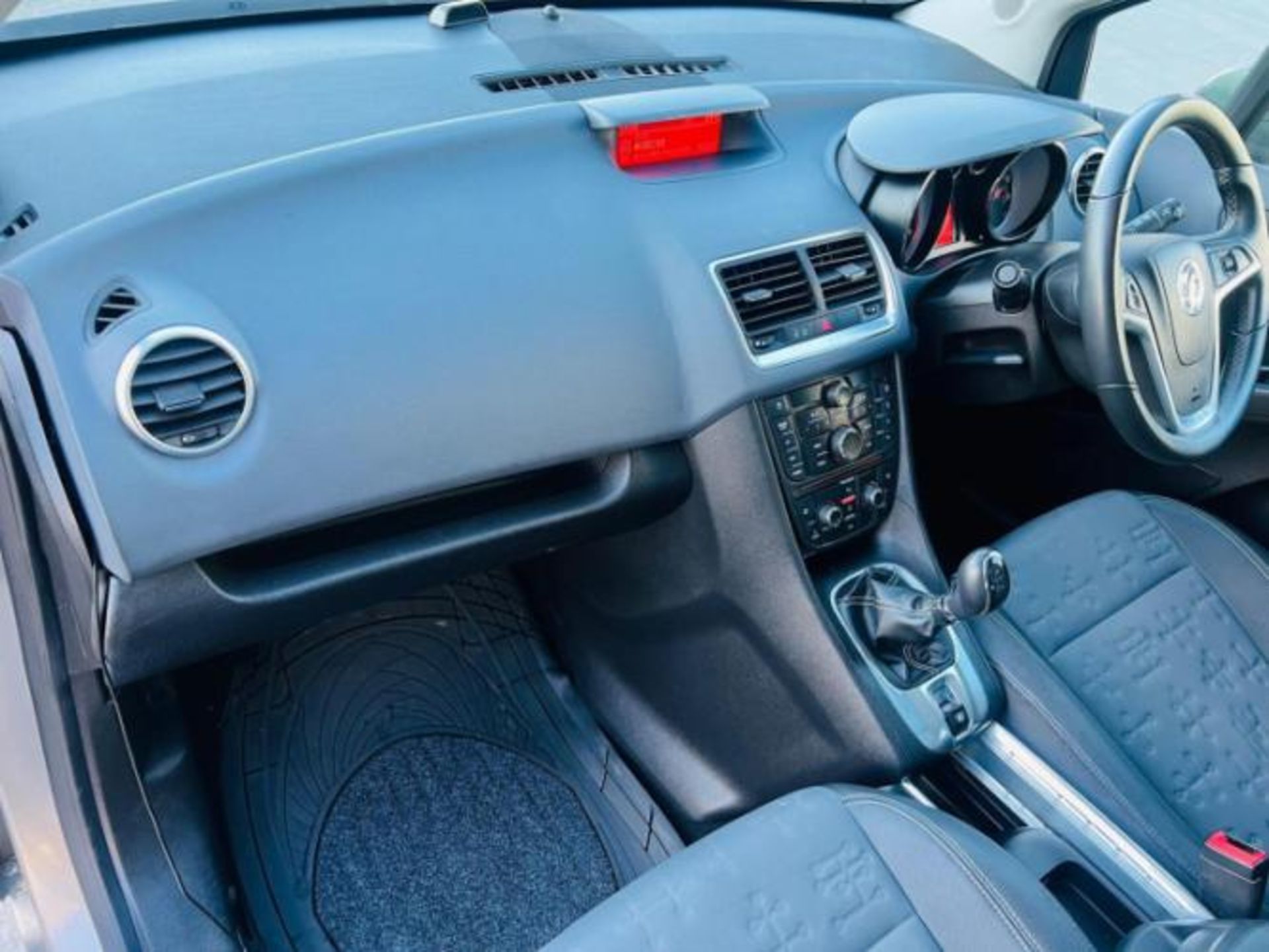 2012 VAUXHALL MERIVA 1.4 16V SE 5DR MPV >>--NO VAT ON HAMMER--<< - Image 14 of 32