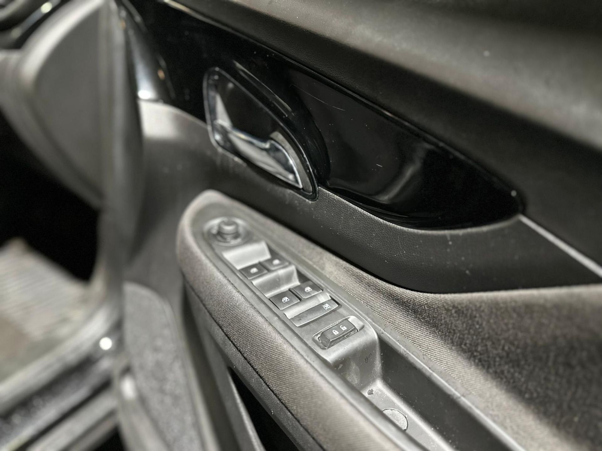 2016 VAUXHALL MOKKA X ACTIVE TURBO S/S >>--NO VAT ON HAMMER--<< - Image 22 of 42