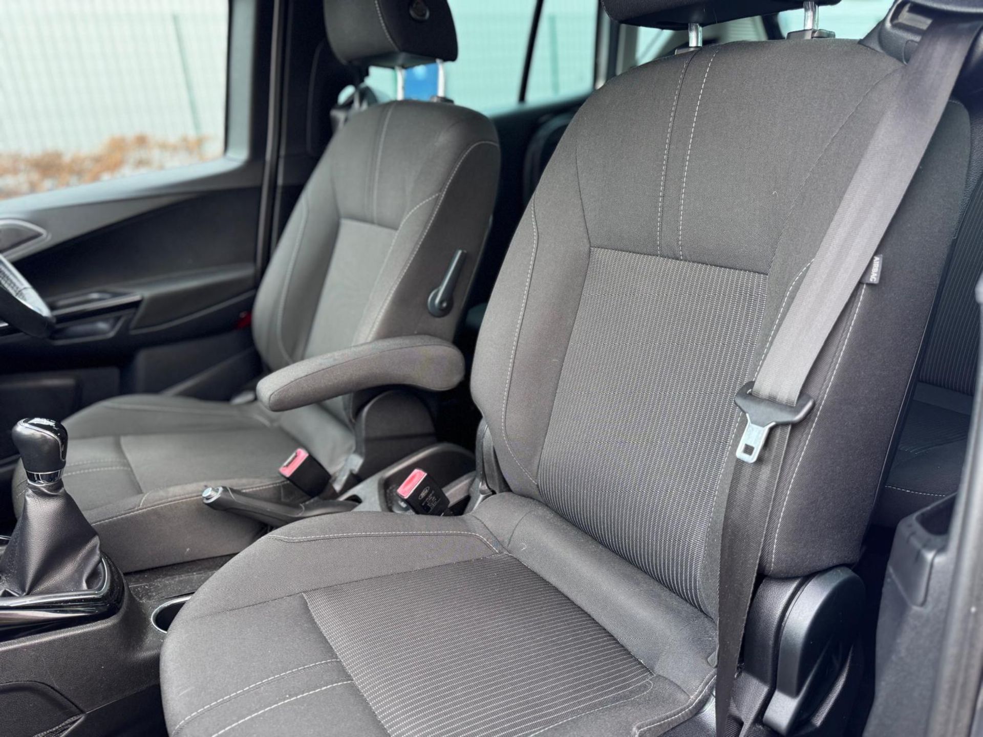 FORD B-MAX TITANIUM TURBO 1.0 ECOBOOST 2014 >>--NO VAT ON HAMMER--<< - Image 9 of 18