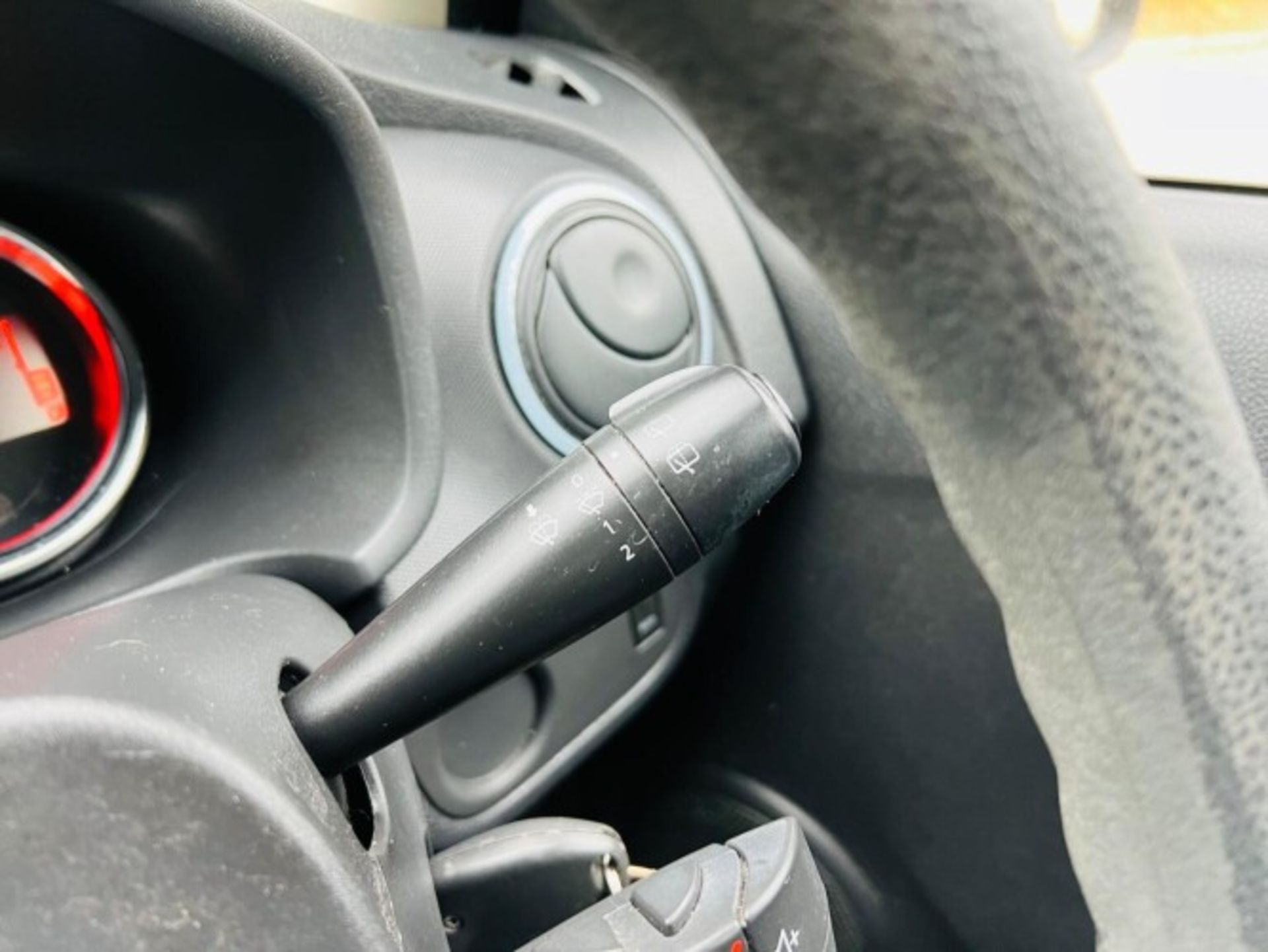 2014 DACIA SANDERO STEPWAY 1.5 DCI AMBIANCE 5DR>>--NO VAT ON HAMMER--<< - Image 32 of 36