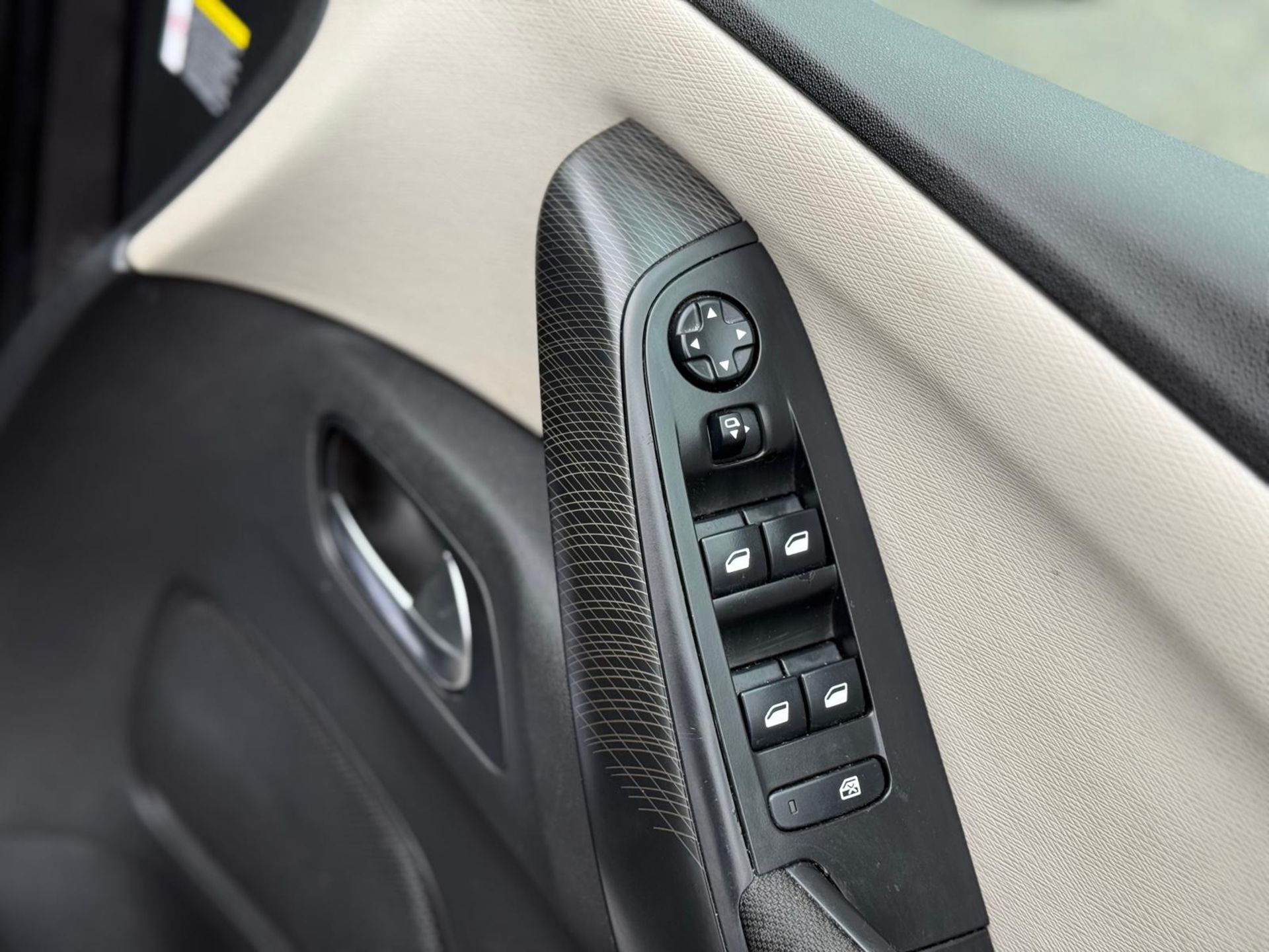 **(ONLY 83K MILEAGE)** 2017 CITROËN C4 GRAND PICASSO FEEL PURETECH S&S>>--NO VAT ON HAMMER--<< - Image 22 of 30