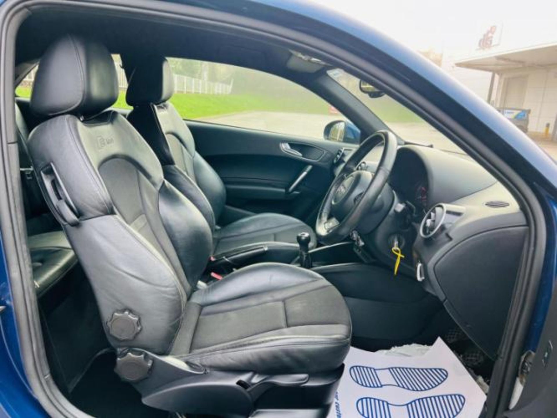 2012 AUDI A1 1.6 TDI S LINE (S/S) 3DR DIESEL MANUAL HATCHBACK BLUE >>--NO VAT ON HAMMER--<< - Image 13 of 25