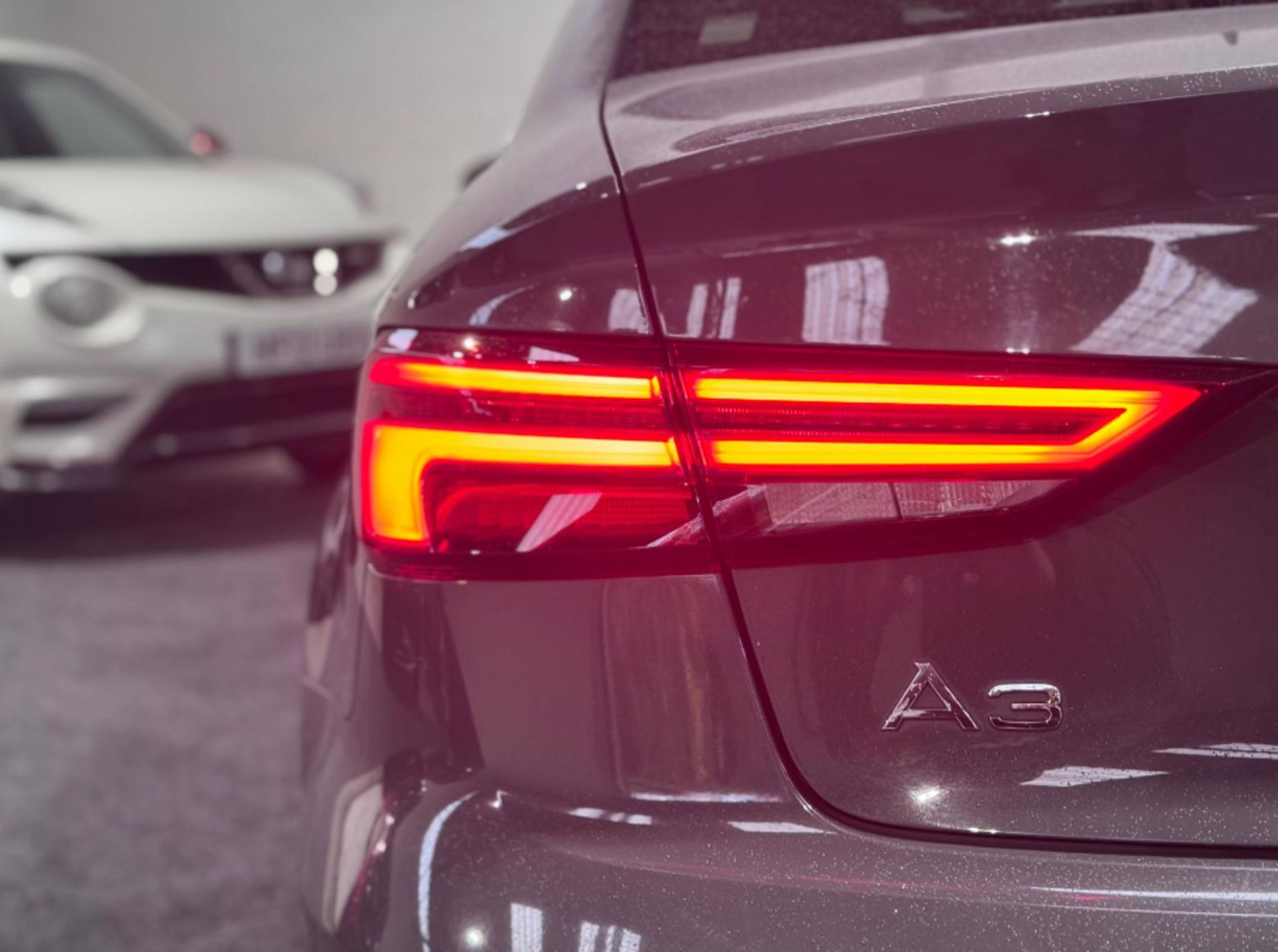 **(ONLY 95K MILEAGE)** 2017 AUDI A3 S LINE 1.4 TFSI S TRONIC SALOON >>--NO VAT ON HAMMER--<< - Image 35 of 39