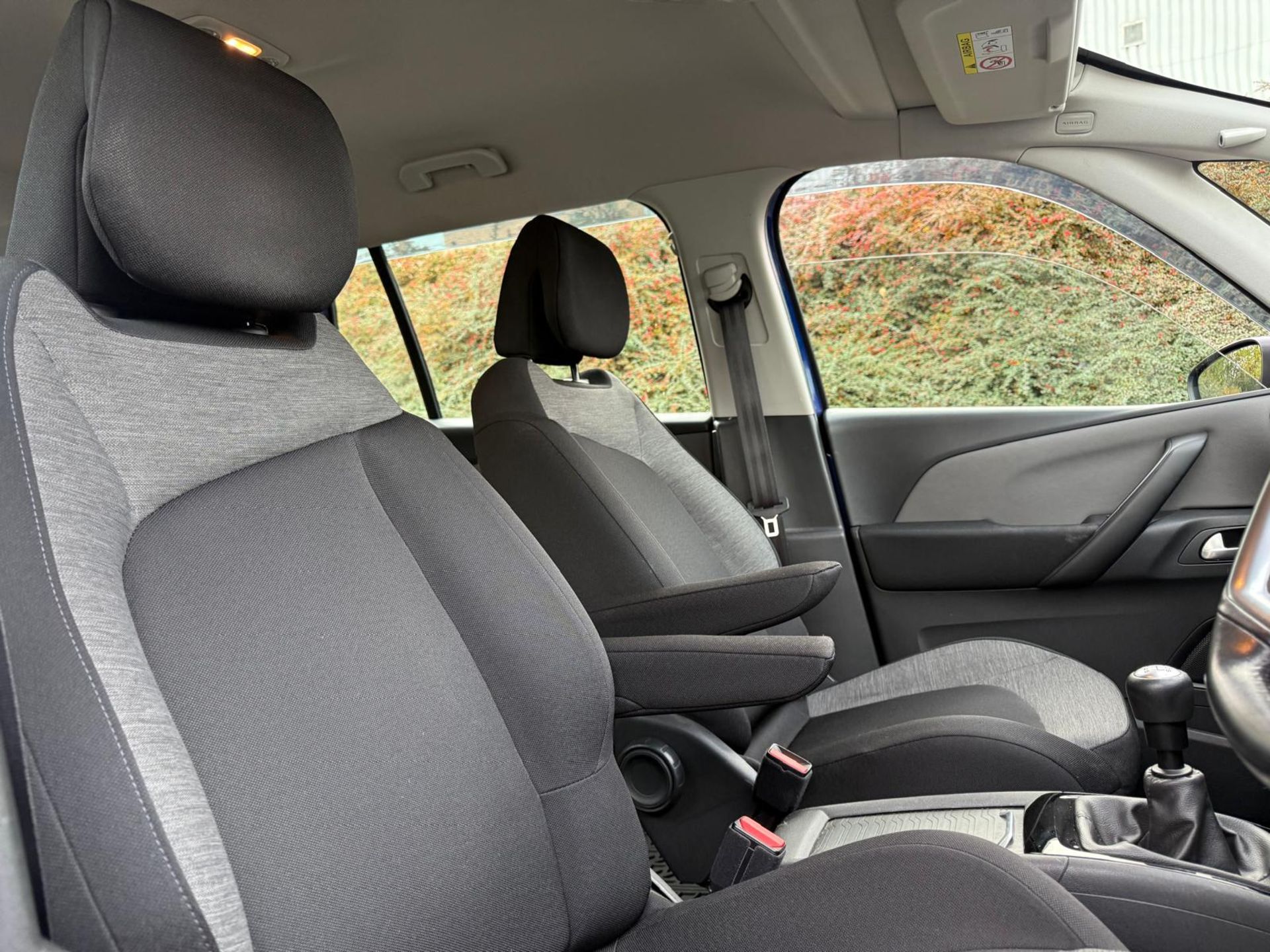 2014 CITROEN GRAND C4 PICASSO 1.6 E-HDI AIRDREAM EXCLUSIVE >>--NO VAT ON HAMMER--<< - Image 15 of 35
