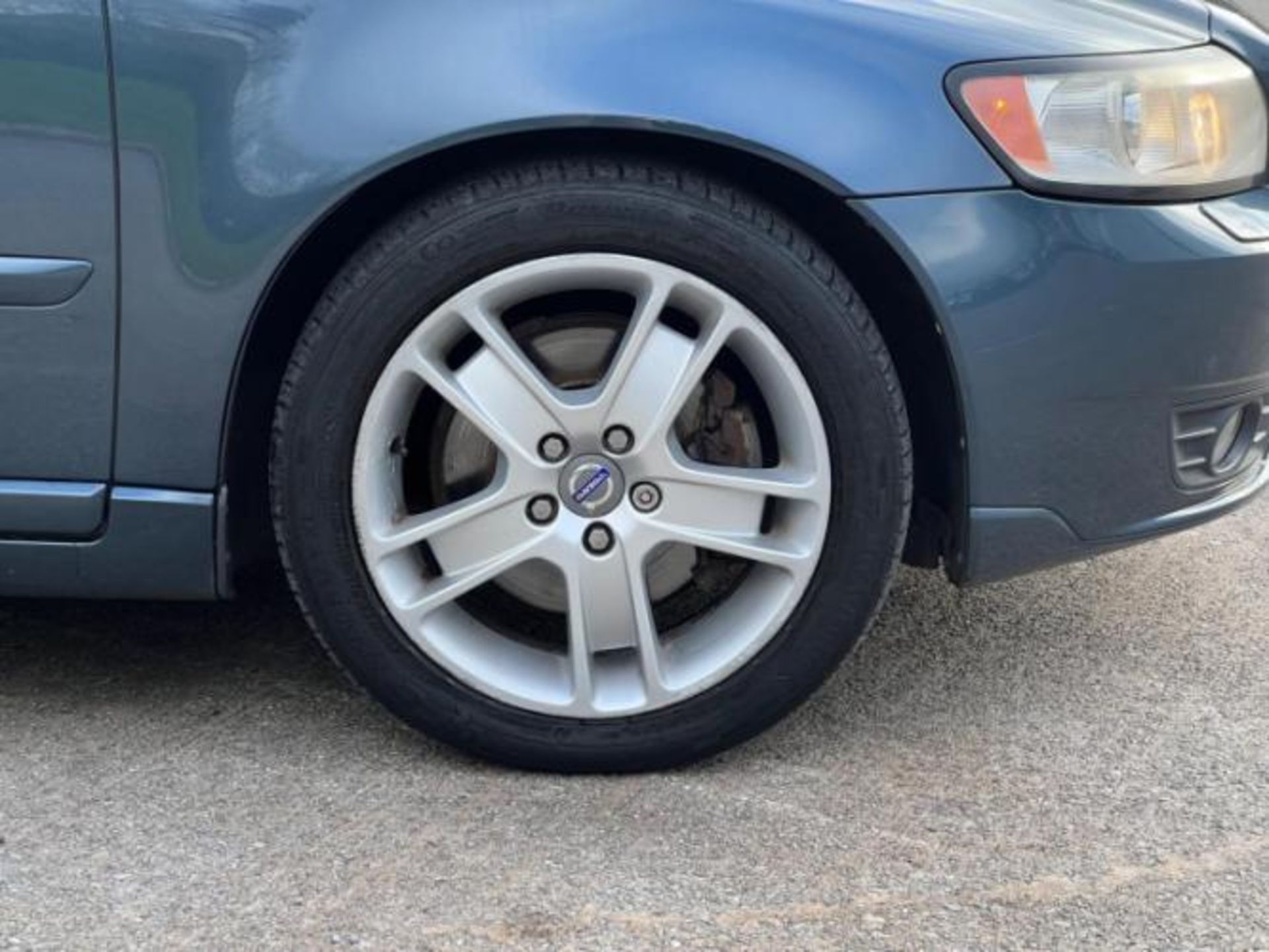 2008 VOLVO V50 2.0D SE 5DR DIESEL MANUAL ESTATE BLUE >>--NO VAT ON HAMMER--<< - Image 18 of 25