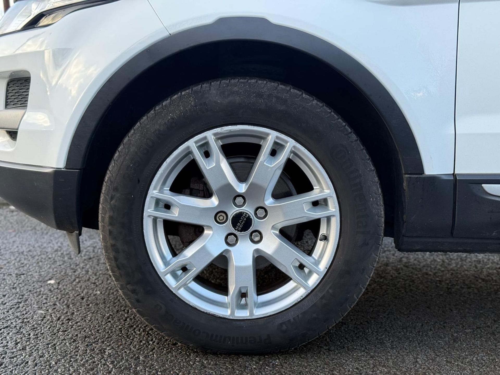 2012 LAND ROVER RANGE ROVER EVOQUE 2.2 TD4 PURE >>--NO VAT ON HAMMER--<< - Image 25 of 32