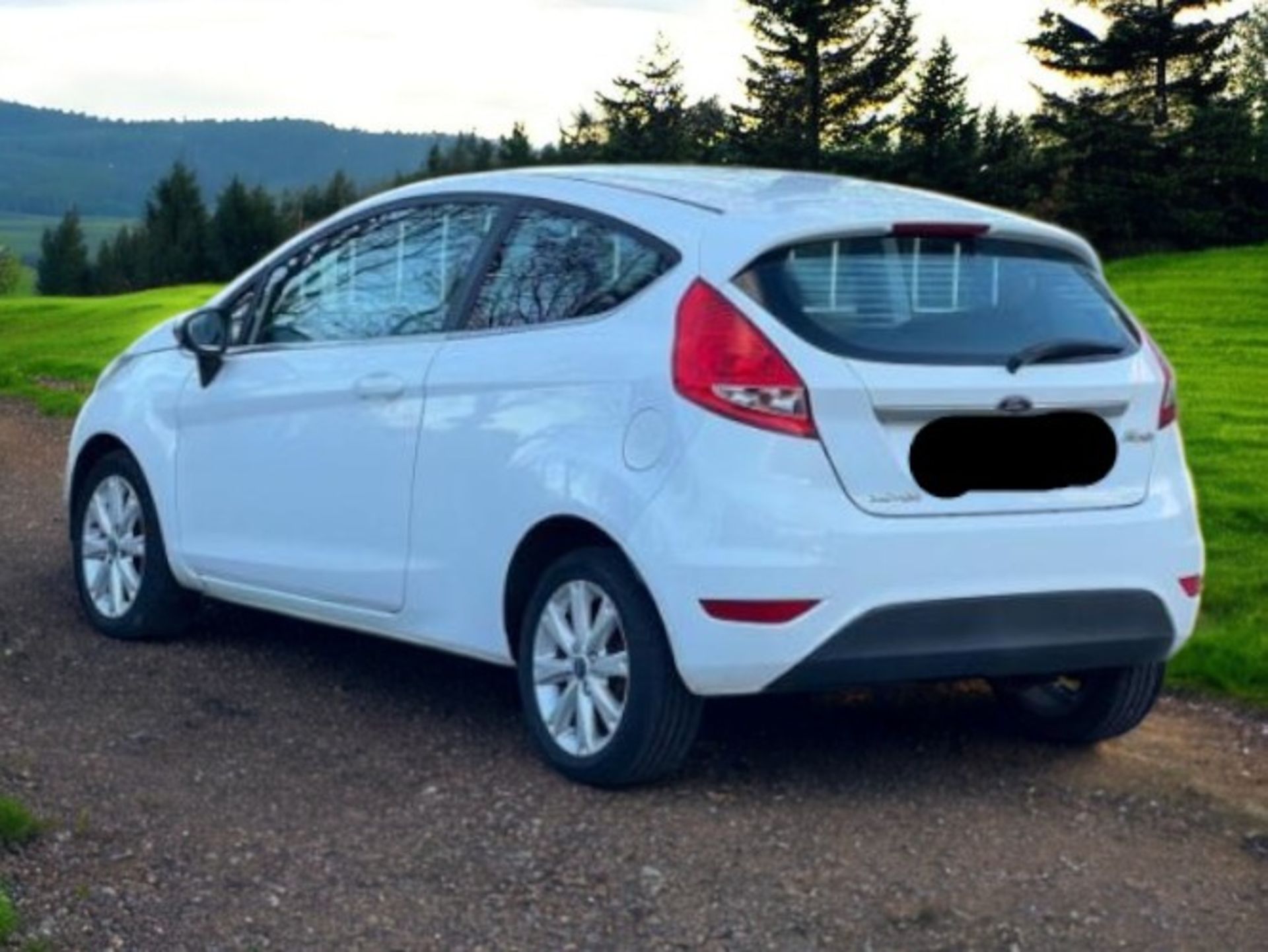 FORD FIESTA 1.25 ZETEC 3DR – 2010>>--NO VAT ON HAMMER--<< - Image 12 of 33
