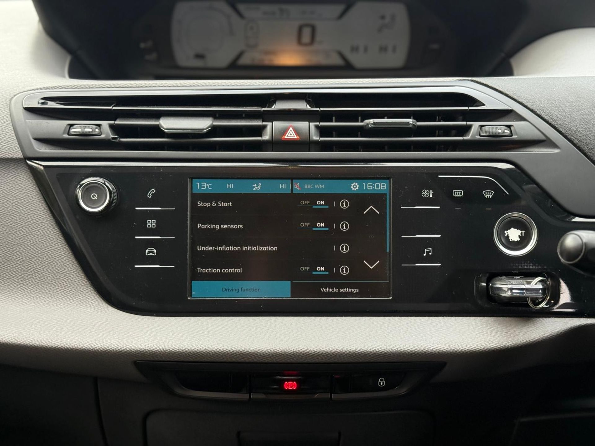 2014 CITROEN GRAND C4 PICASSO 1.6 E-HDI AIRDREAM EXCLUSIVE >>--NO VAT ON HAMMER--<< - Image 34 of 35