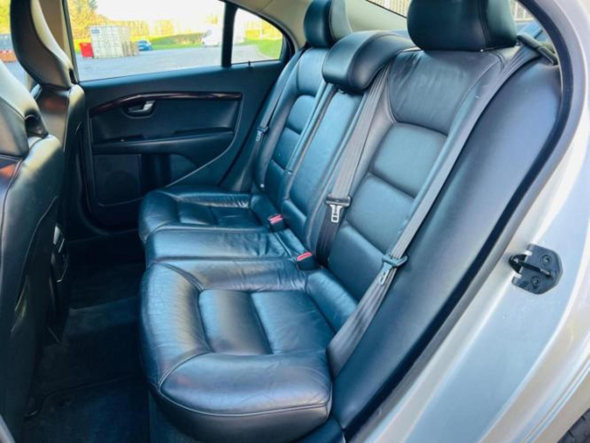 VOLVO S80 2.4 D5 SE LUX GEARTRONIC 4DR – 2008>>--NO VAT ON HAMMER--<< - Image 19 of 37