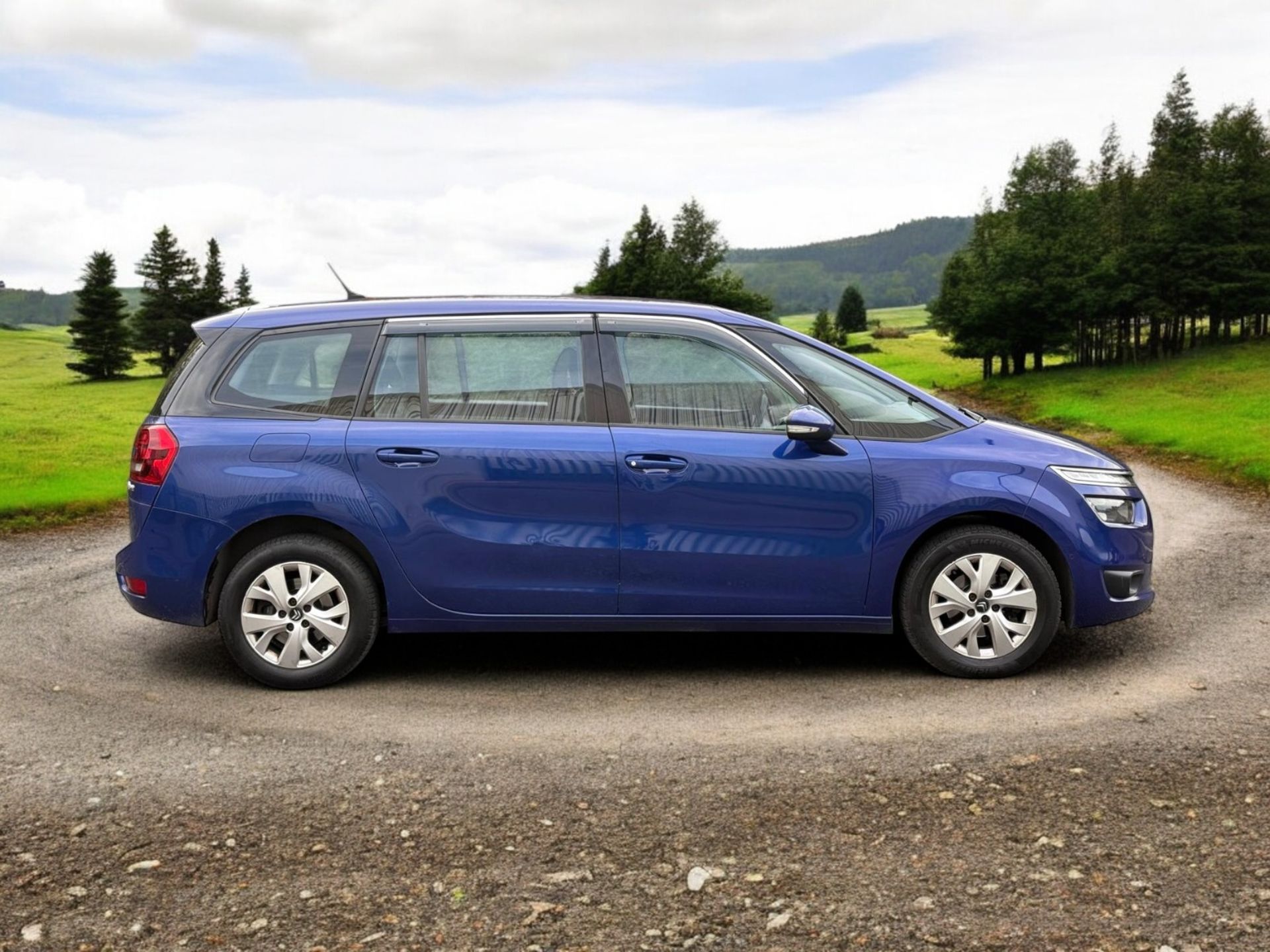 2014 CITROEN GRAND C4 PICASSO 1.6 E-HDI AIRDREAM EXCLUSIVE >>--NO VAT ON HAMMER--<< - Image 9 of 35