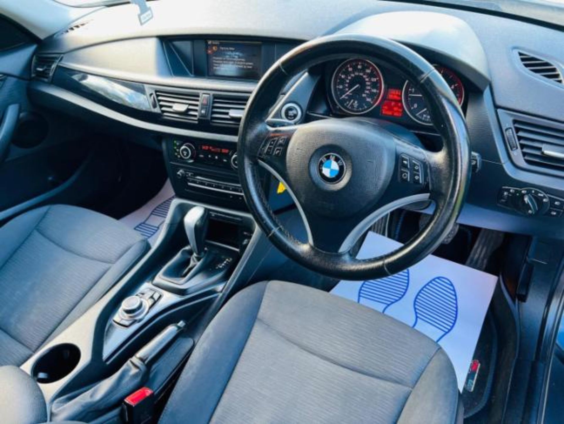 2010 BMW X1 SDRIVE 20D SE AUTOMATIC 5DR >>--NO VAT ON HAMMER--<< - Image 10 of 22