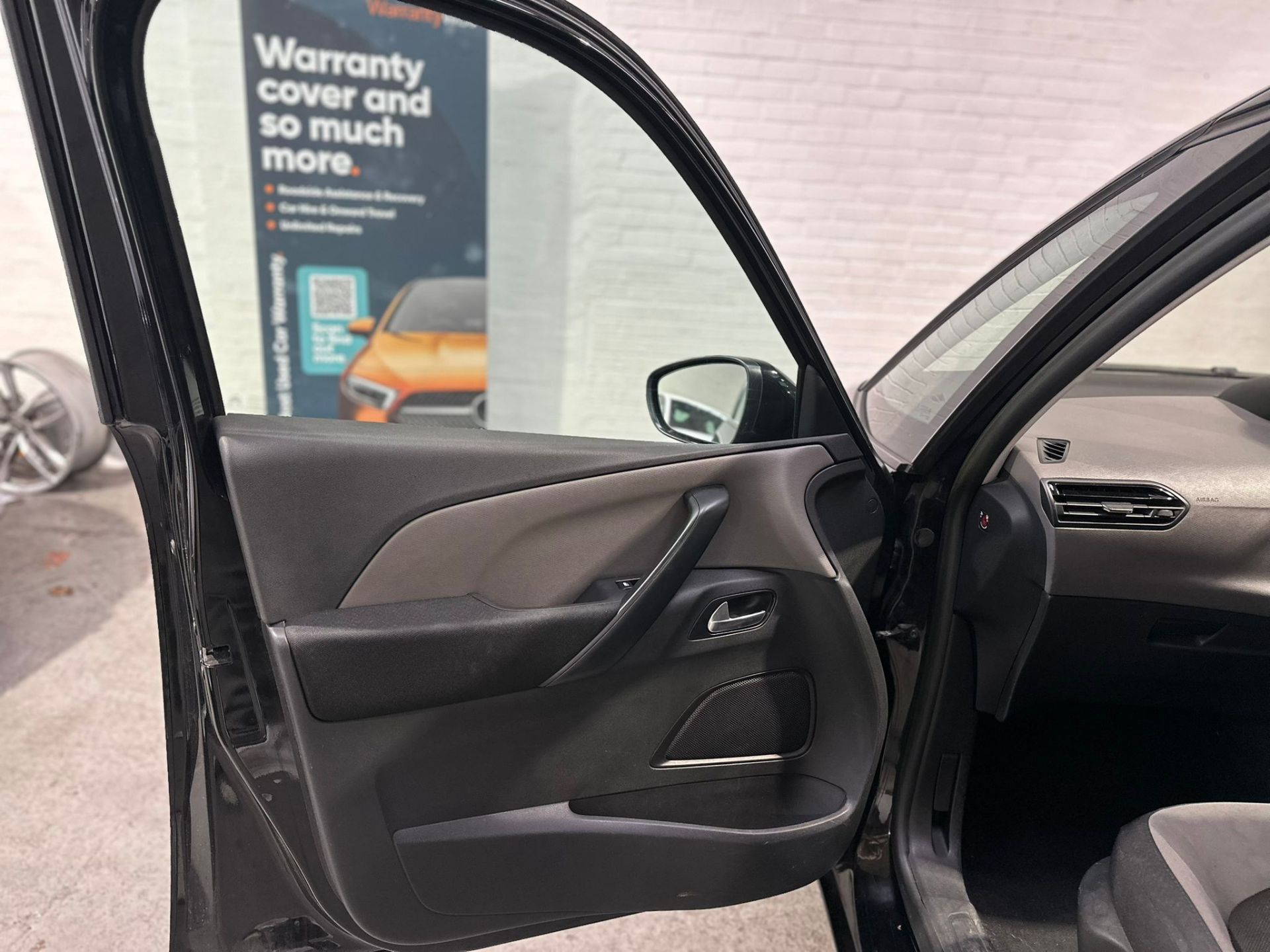 2014 CITROEN C4 GRAND PICASSO 1.6 DIESEL MANUAL – 2 KEYS >>--NO VAT ON HAMMER--<< - Image 16 of 22