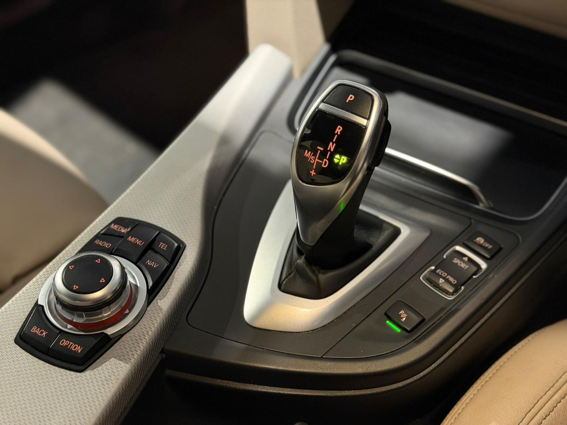 2016 BMW 3 SERIES 335D XDRIVE M SPORT TOURING – EURO 6 >>--NO VAT ON HAMMER--<< - Image 29 of 60