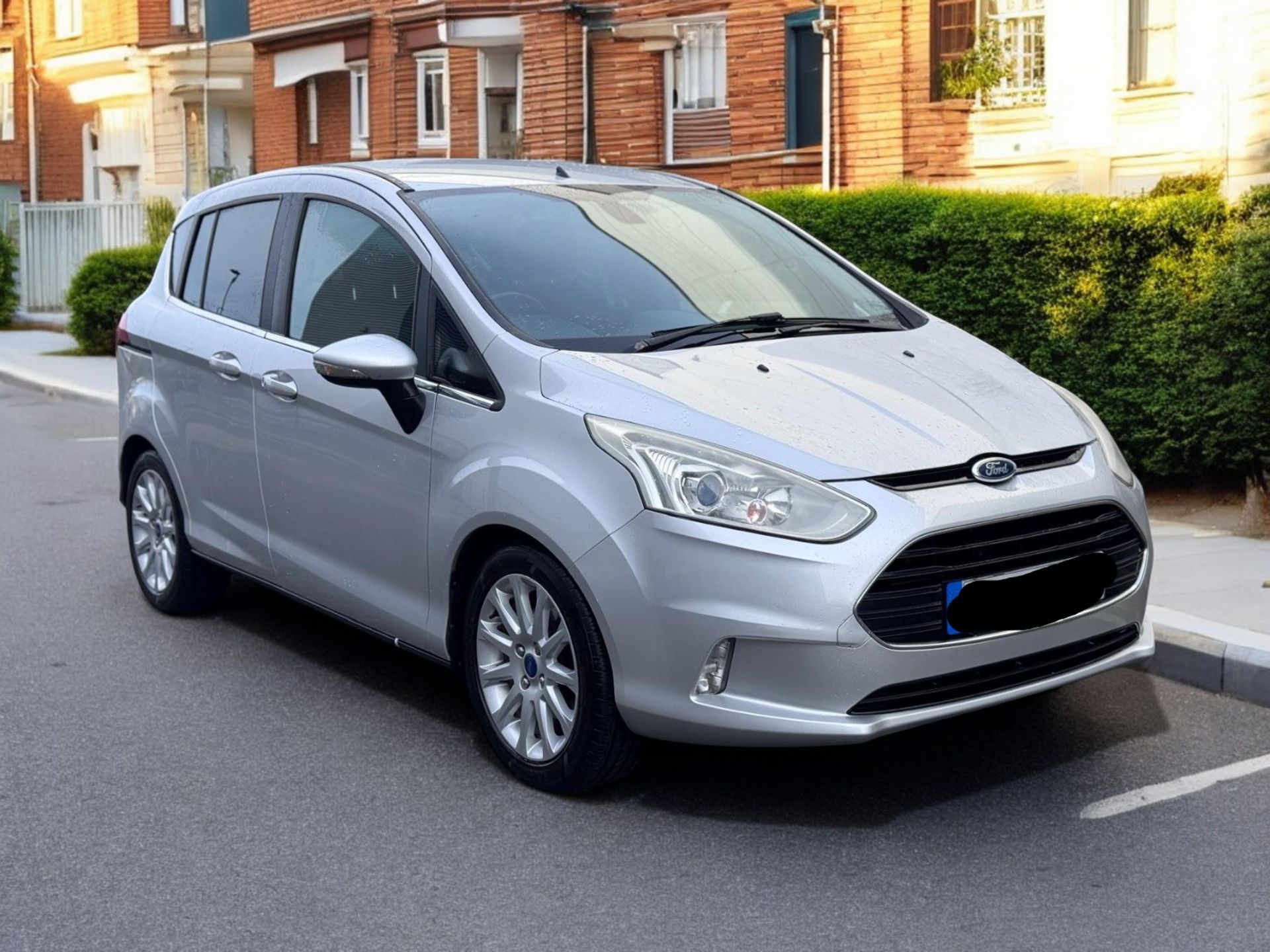 FORD B-MAX TITANIUM TURBO 1.0 ECOBOOST 2014 >>--NO VAT ON HAMMER--<< - Image 6 of 18