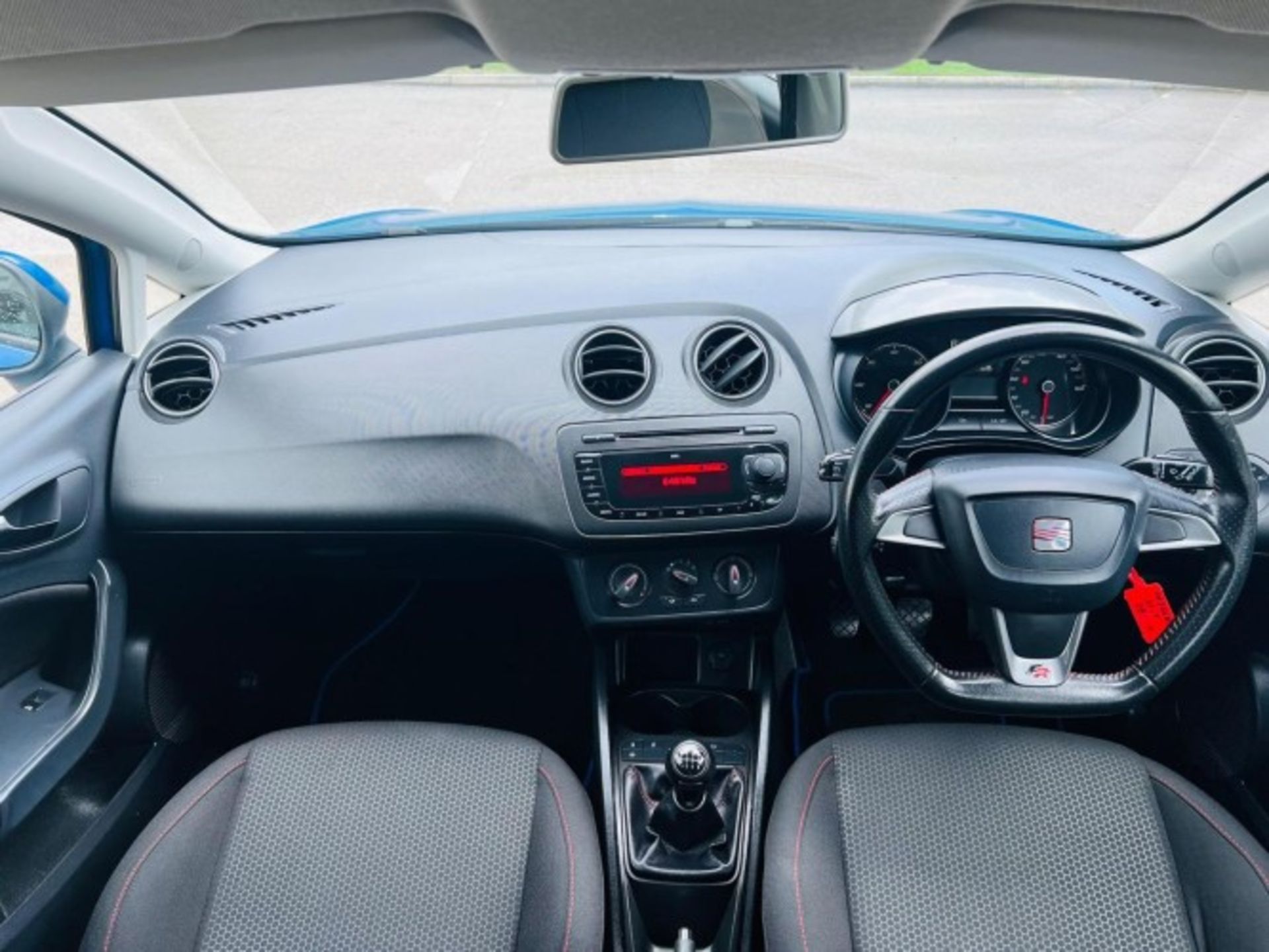 2012 SEAT IBIZA 2.0 TDI CR FR 5DR – 117,512 MILES >>--NO VAT ON HAMMER--<< - Image 12 of 40