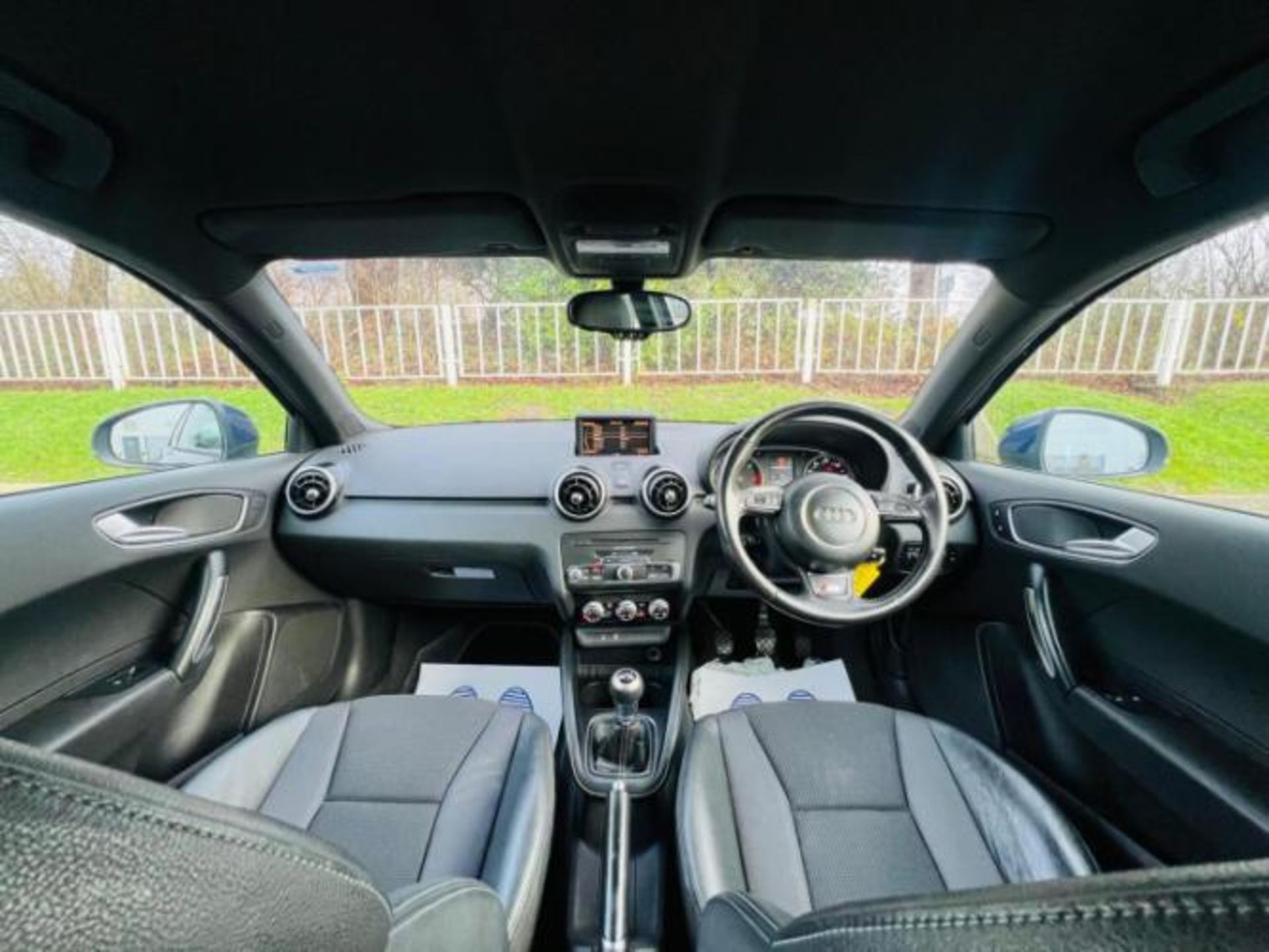 2012 AUDI A1 1.6 TDI S LINE (S/S) 3DR DIESEL MANUAL HATCHBACK BLUE >>--NO VAT ON HAMMER--<< - Image 11 of 25