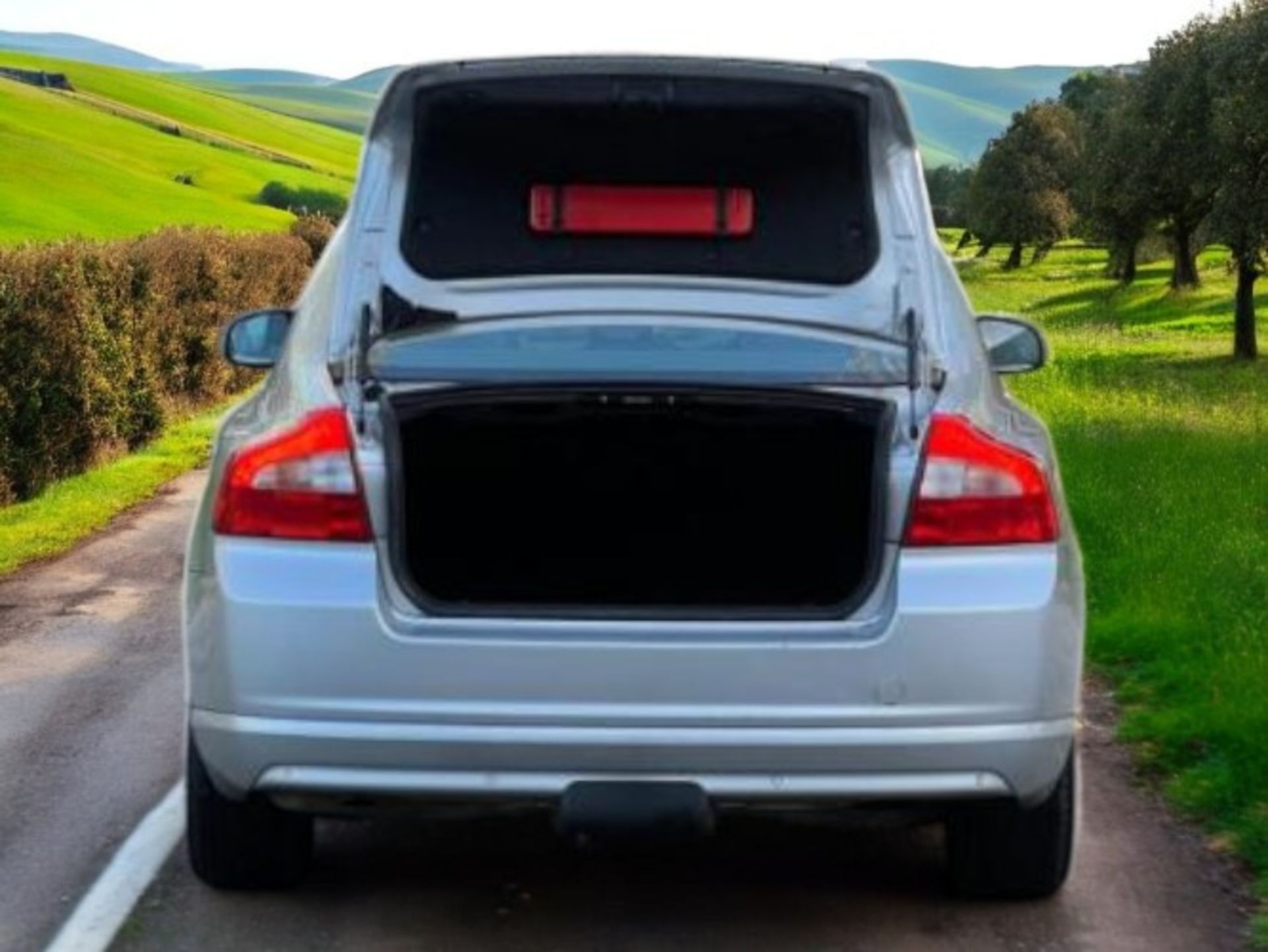 VOLVO S80 2.4 D5 SE LUX GEARTRONIC 4DR – 2008>>--NO VAT ON HAMMER--<< - Image 8 of 37