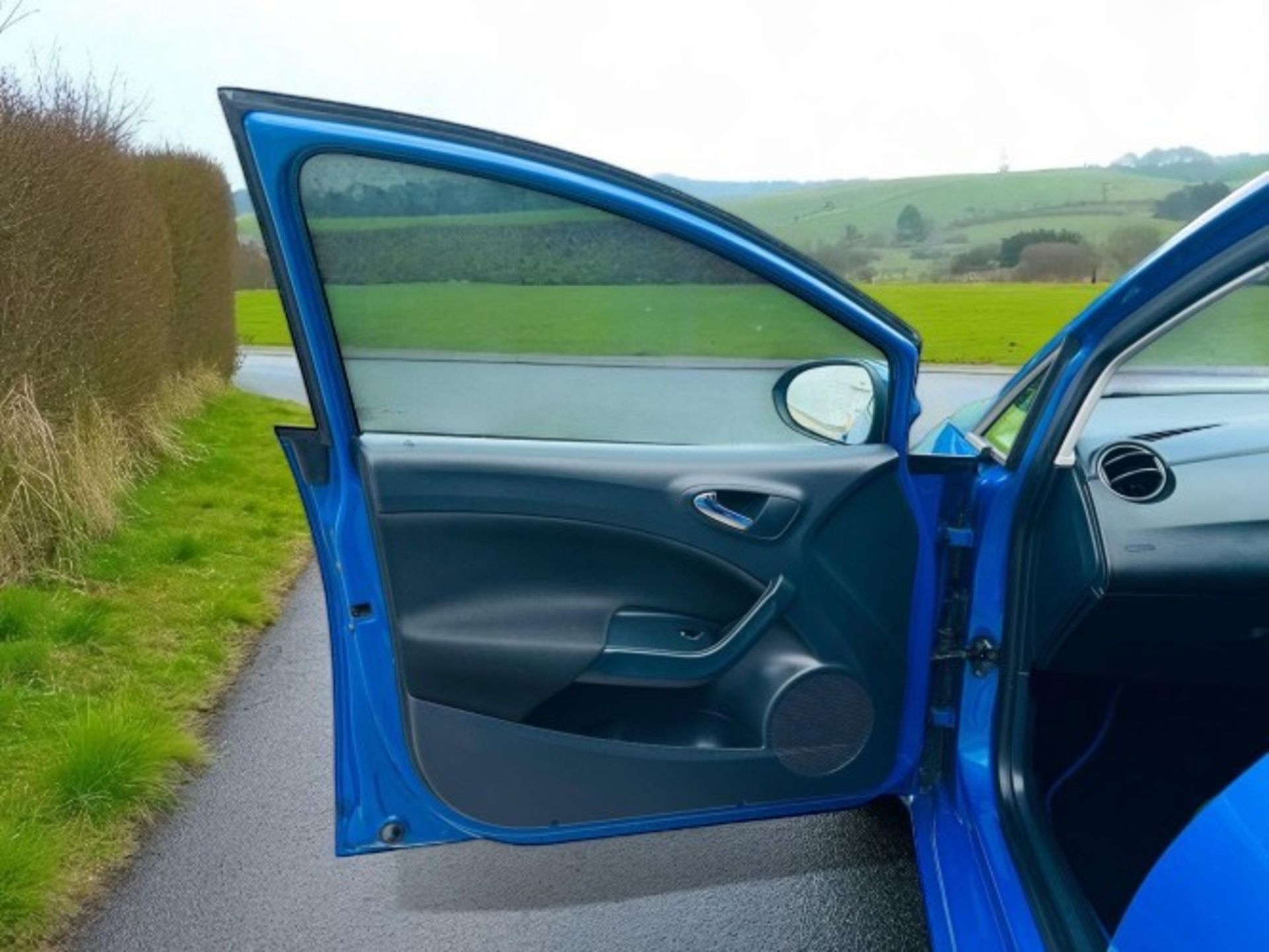 2012 SEAT IBIZA 2.0 TDI CR FR 5DR – 117,512 MILES >>--NO VAT ON HAMMER--<< - Image 6 of 40