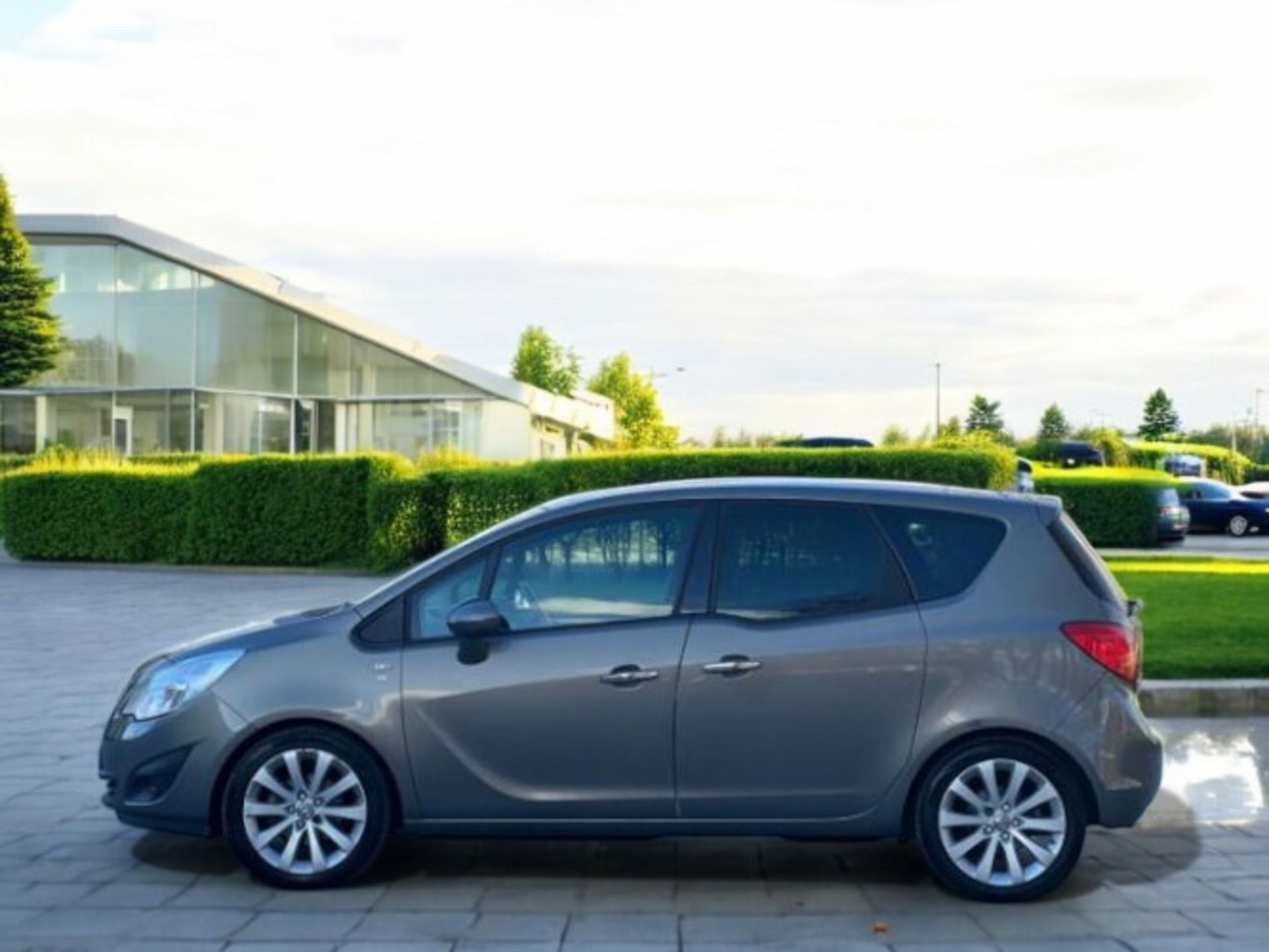 2012 VAUXHALL MERIVA 1.4 16V SE 5DR MPV >>--NO VAT ON HAMMER--<< - Image 8 of 32