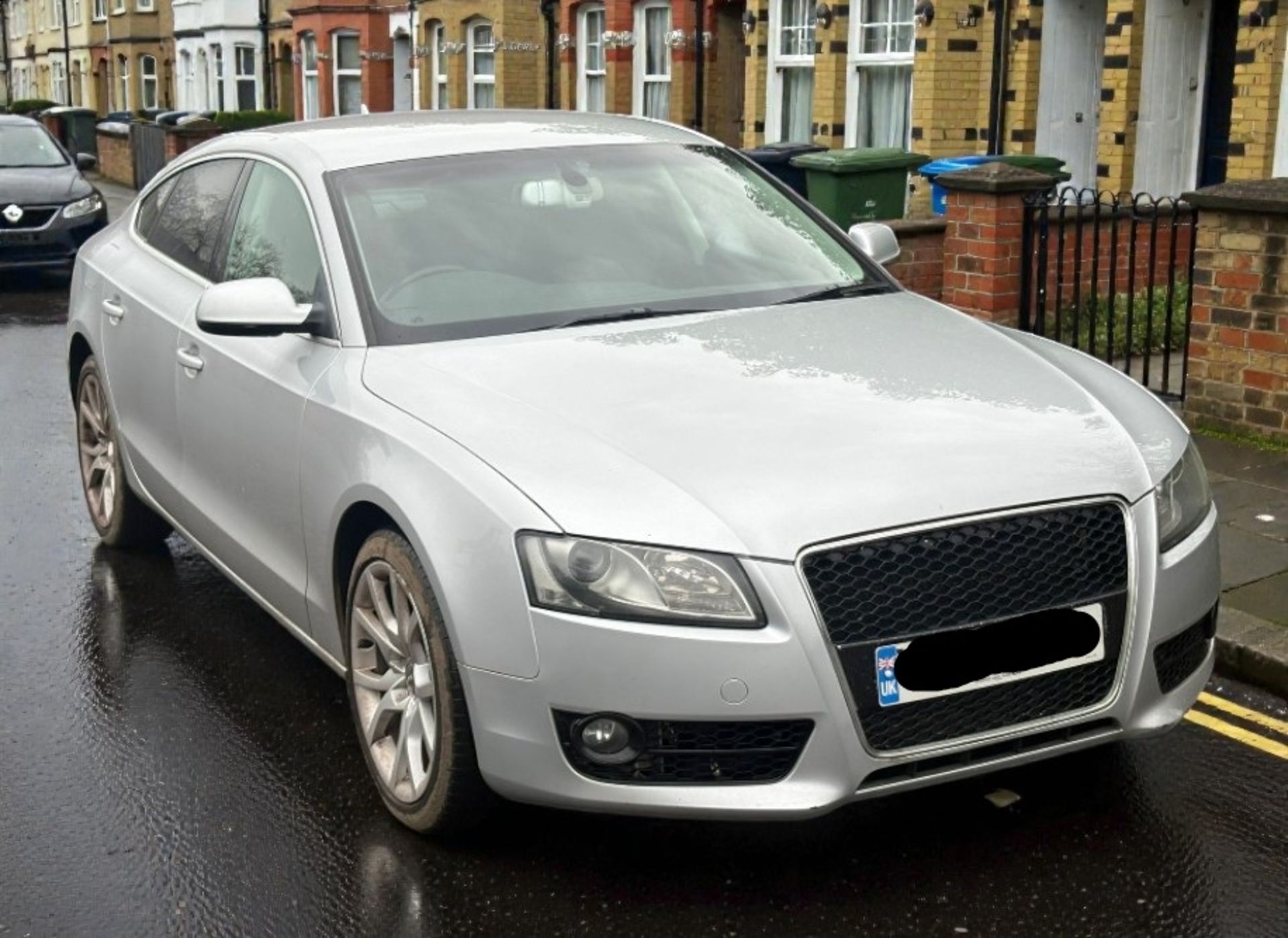 2009 AUDI A5 2.0 TDI SE SPORTBACK COUPE SILVER >>--NO VAT ON HAMMER--<< - Image 2 of 11