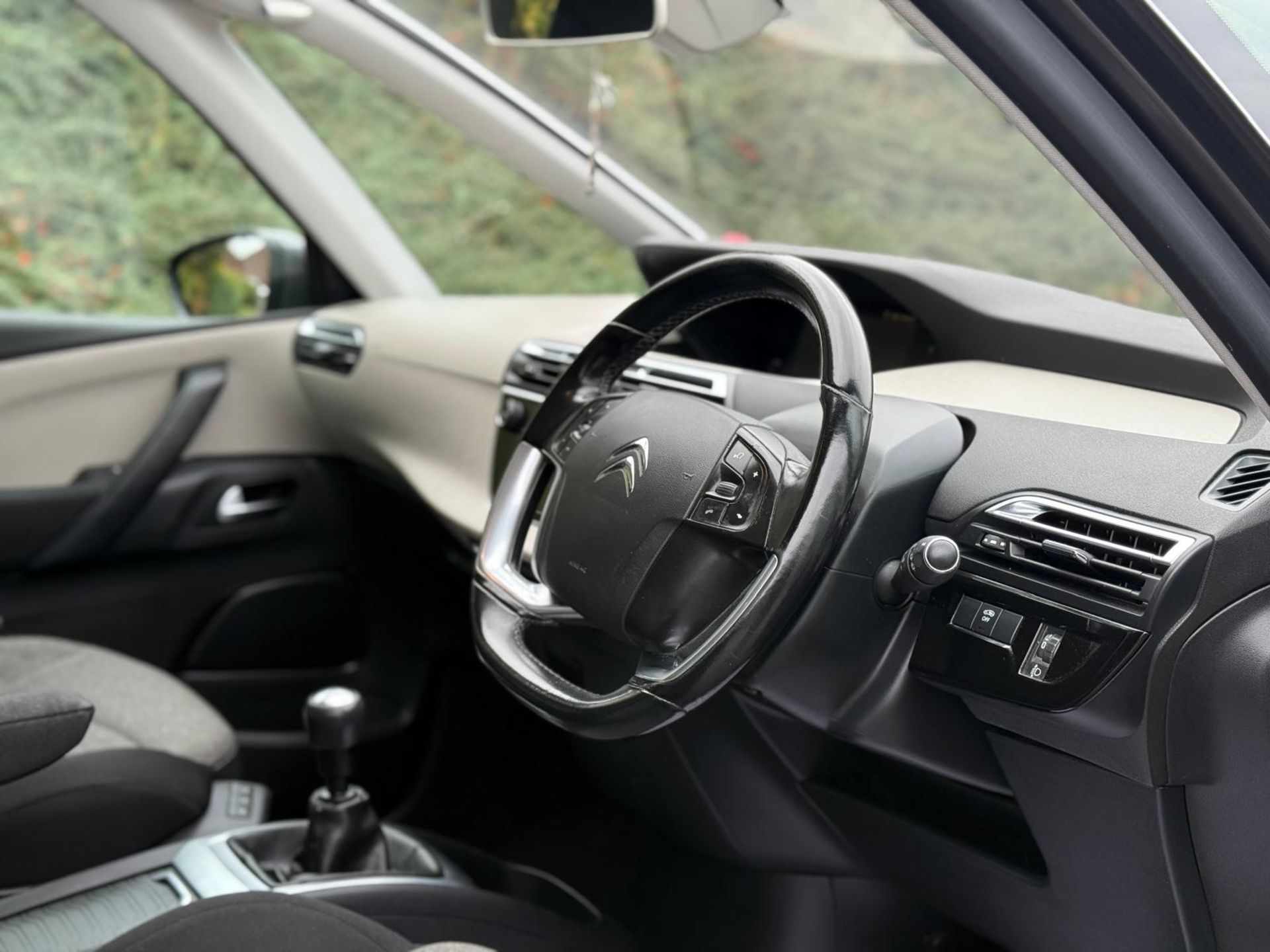 **(ONLY 83K MILEAGE)** 2017 CITROËN C4 GRAND PICASSO FEEL PURETECH S&S>>--NO VAT ON HAMMER--<< - Image 9 of 30