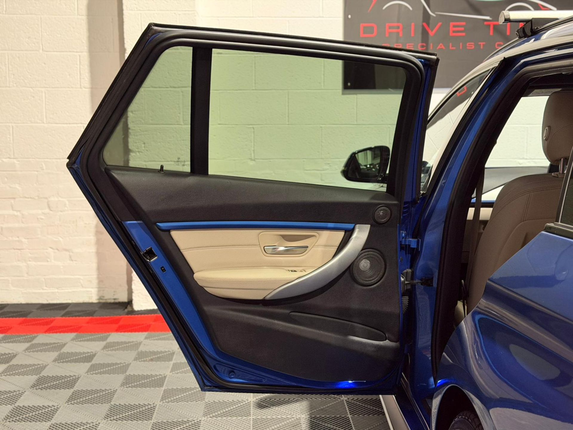 2016 BMW 3 SERIES 335D XDRIVE M SPORT TOURING – EURO 6 >>--NO VAT ON HAMMER--<< - Image 43 of 60