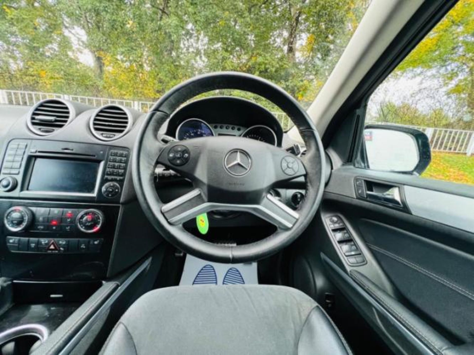 2009 MERCEDES-BENZ ML 320 CDI SPORT AUTOMATIC 4WD >>--NO VAT ON HAMMER--<< - Image 11 of 26