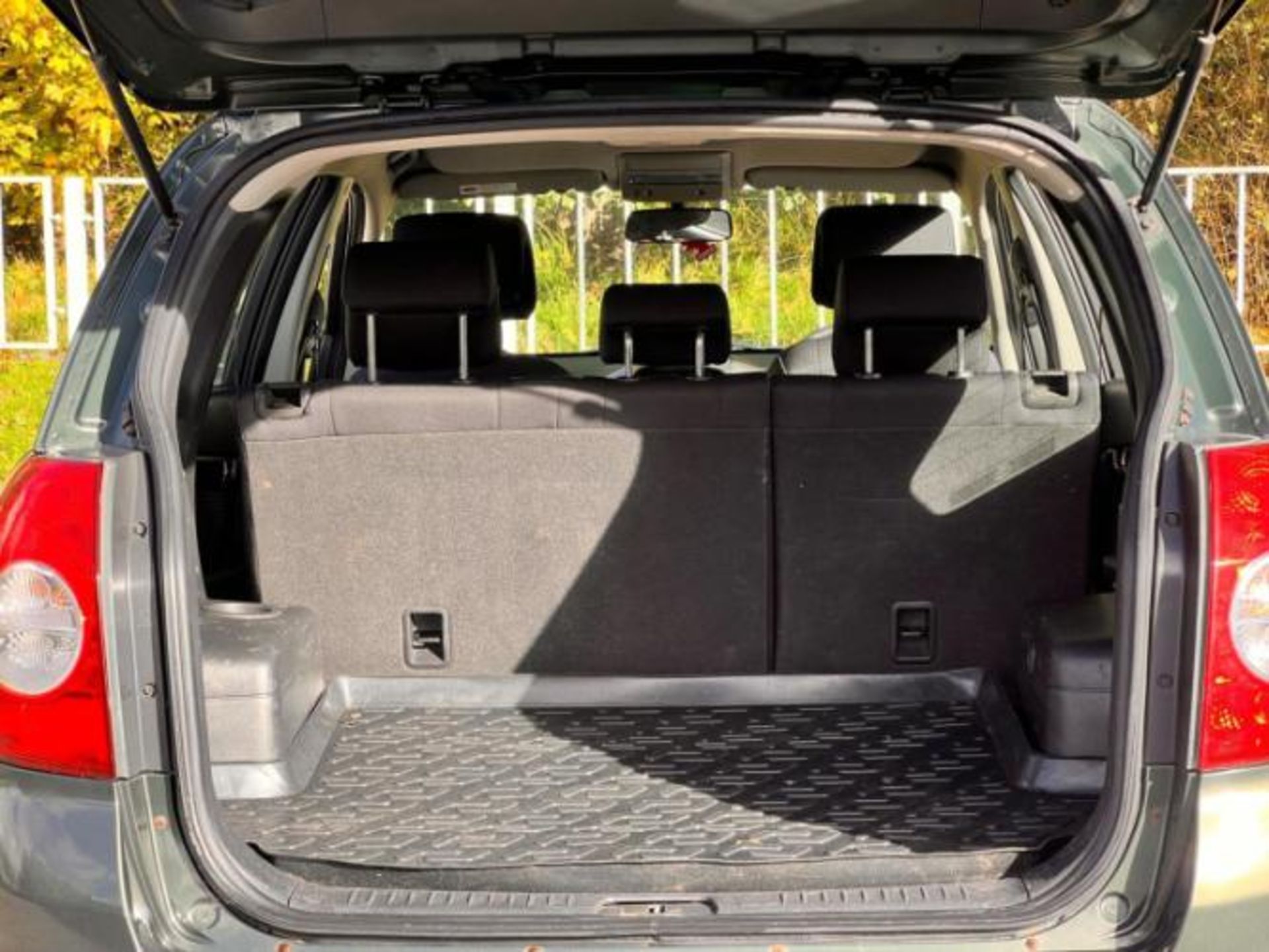 2008 CHEVROLET CAPTIVA 2.4I LS 5DR >>--NO VAT ON HAMMER--<< - Image 17 of 31