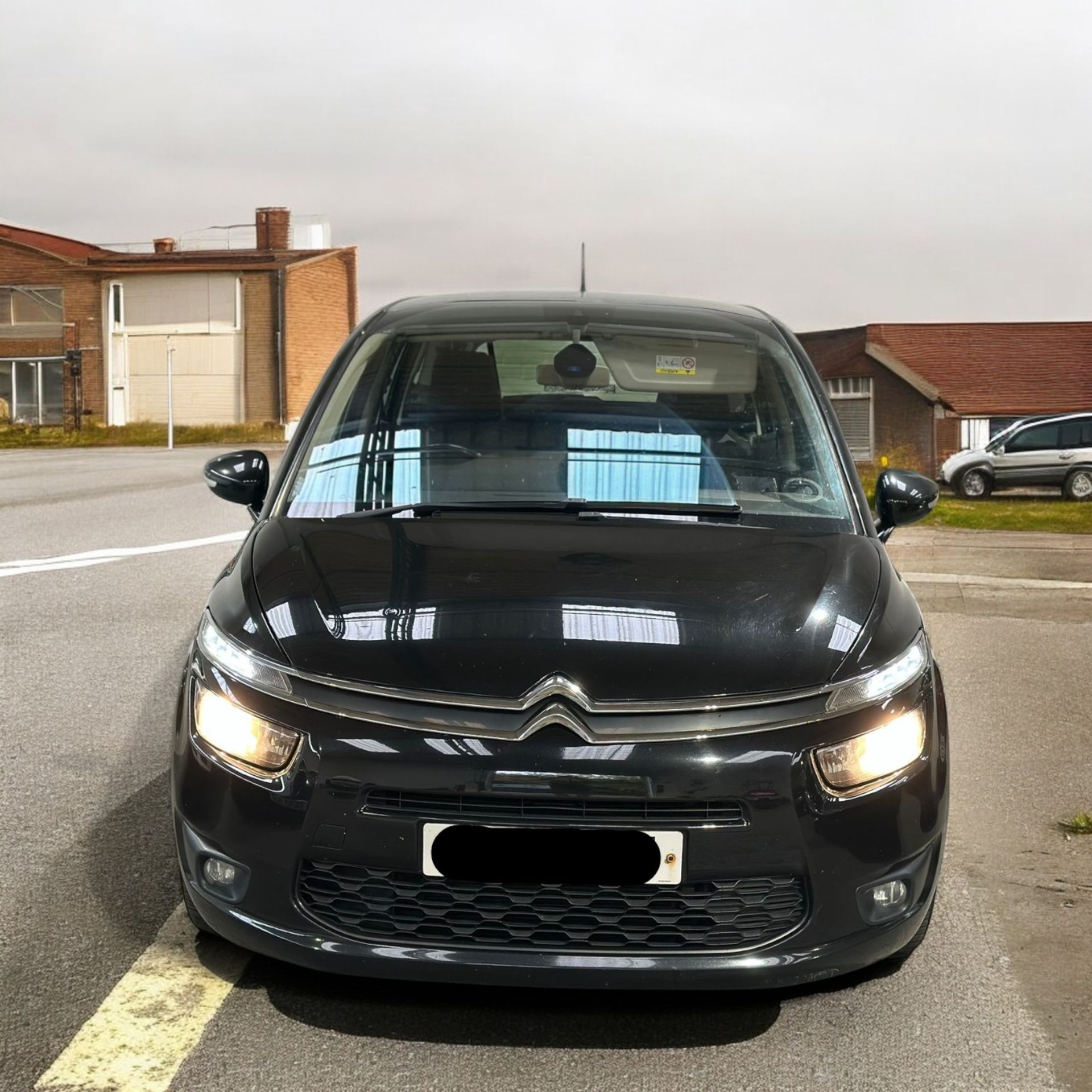 2014 CITROEN C4 GRAND PICASSO 1.6 DIESEL MANUAL – 2 KEYS >>--NO VAT ON HAMMER--<< - Image 4 of 22