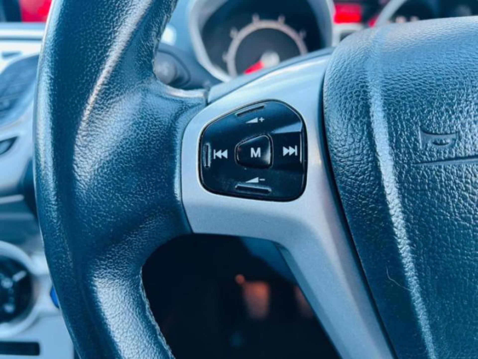 FORD FIESTA 1.25 ZETEC 3DR – 2010>>--NO VAT ON HAMMER--<< - Image 19 of 33