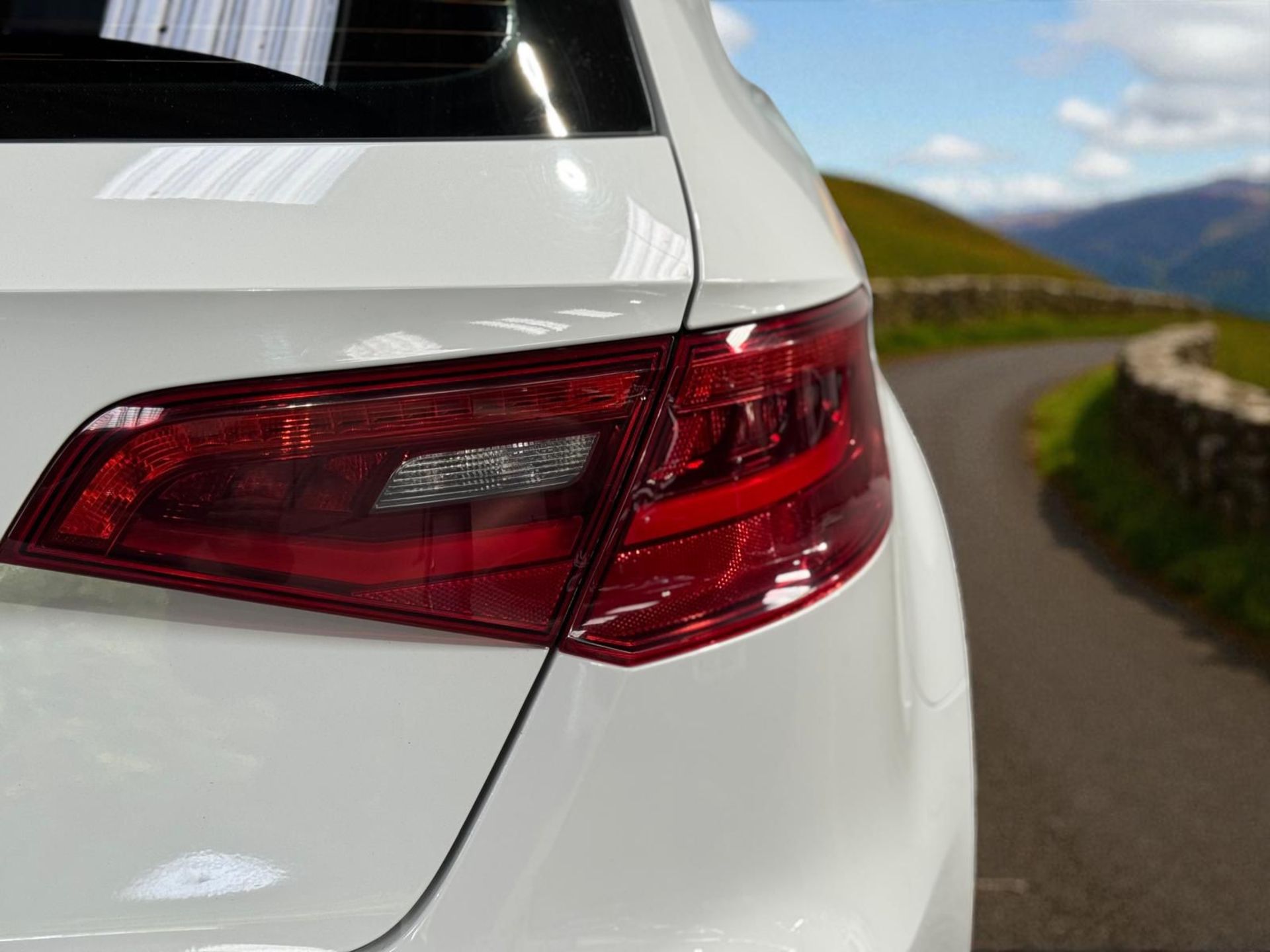 2016 AUDI RS3 NAV QUATTRO S-A – 60K MILES– SEMI AUTO – HATCHBACK >>--NO VAT ON HAMMER--<< - Image 3 of 46