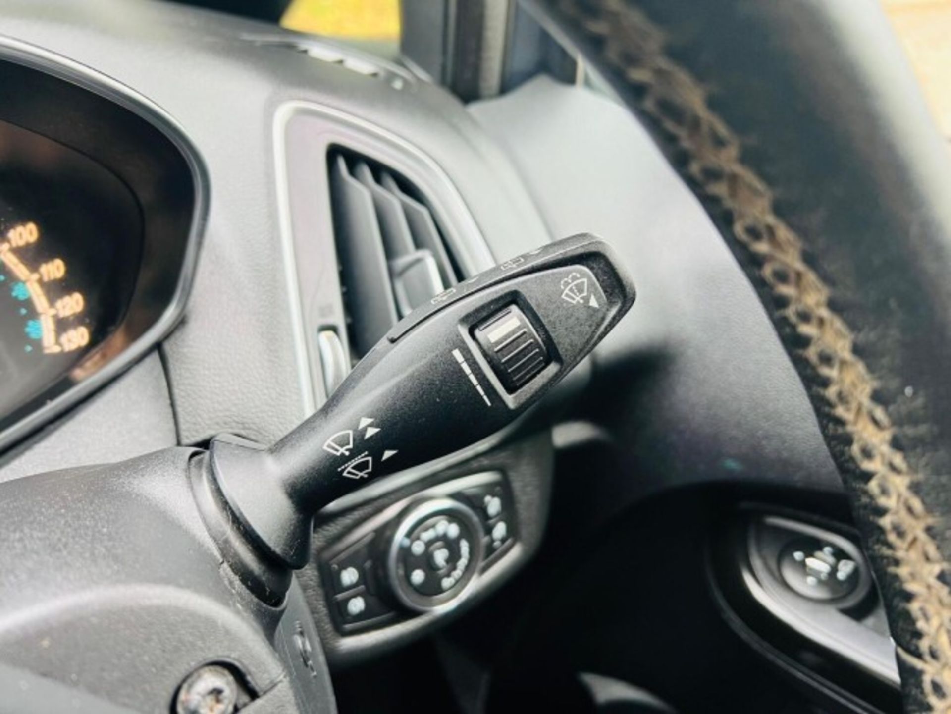 2014 FORD B-MAX 1.6 TDCI TITANIUM 5DR >>--NO VAT ON HAMMER--<< - Image 14 of 38