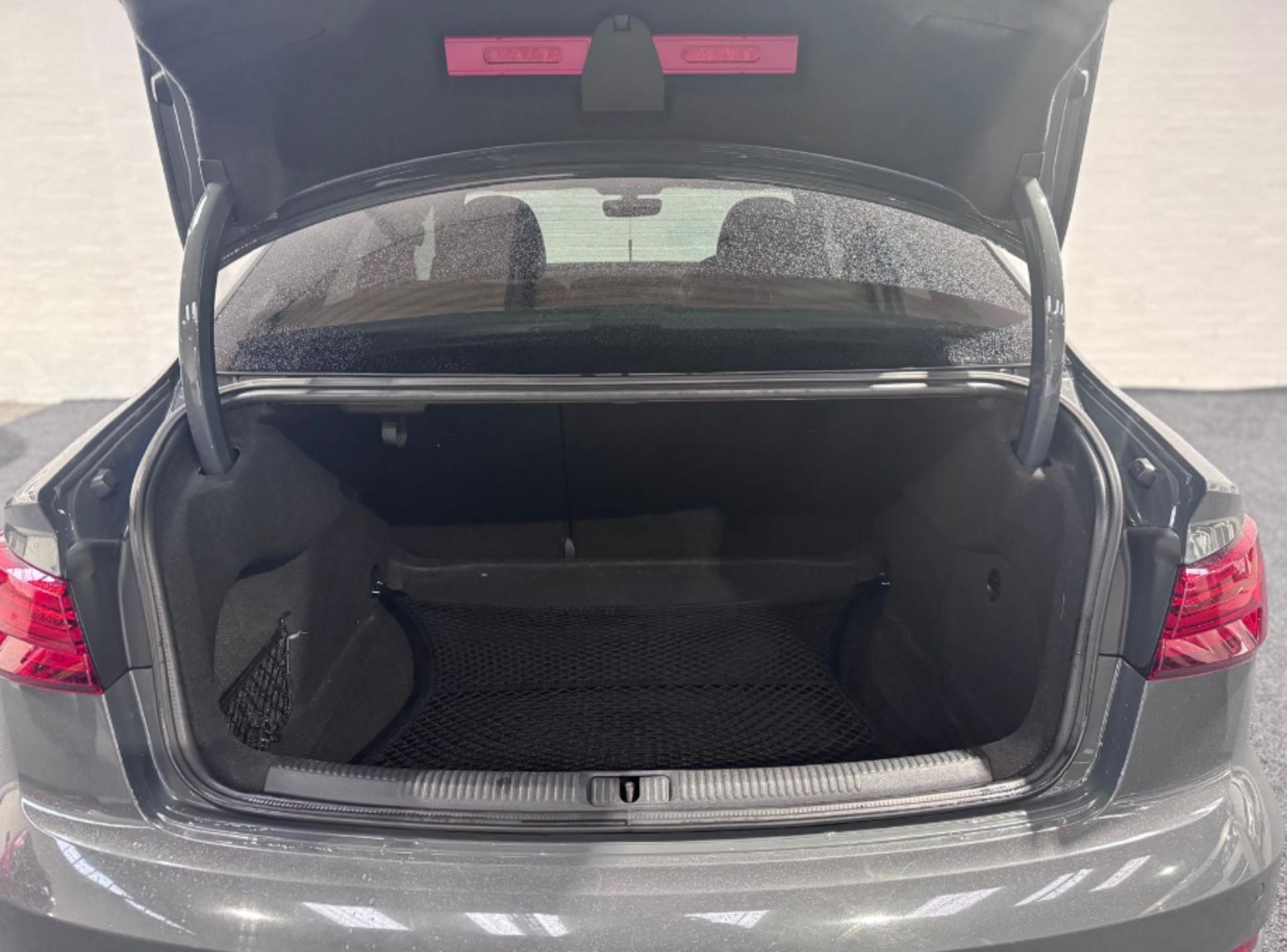 **(ONLY 95K MILEAGE)** 2017 AUDI A3 S LINE 1.4 TFSI S TRONIC SALOON >>--NO VAT ON HAMMER--<< - Image 25 of 39