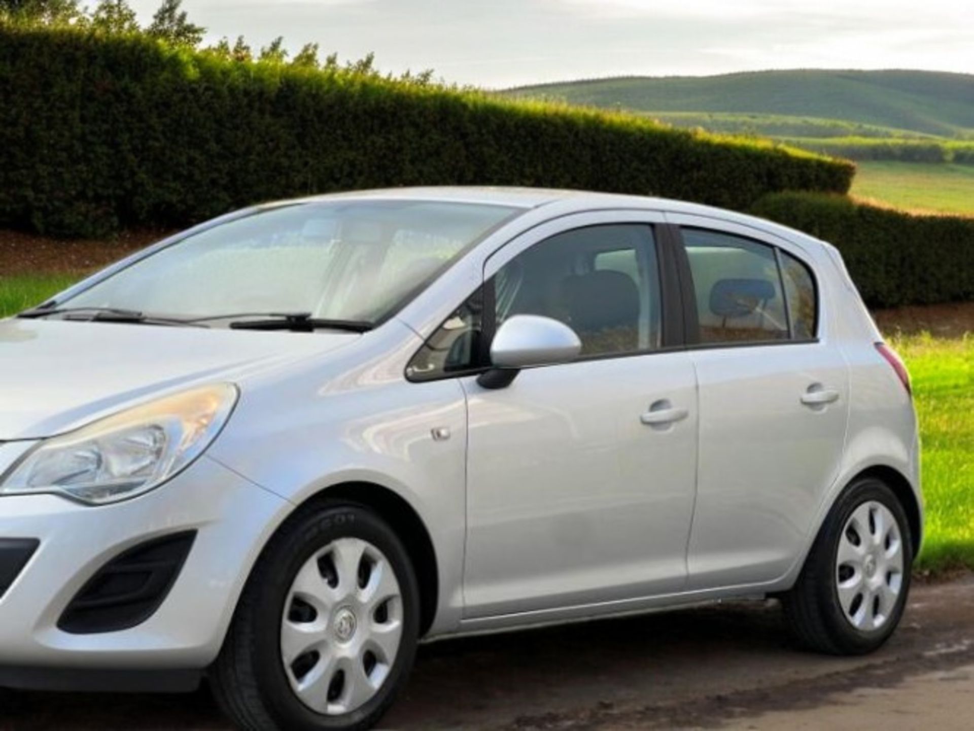 VAUXHALL CORSA 1.2I ECOFLEX 16V EXCLUSIV 5DR (A/C)>>--NO VAT ON HAMMER--<< - Image 7 of 37