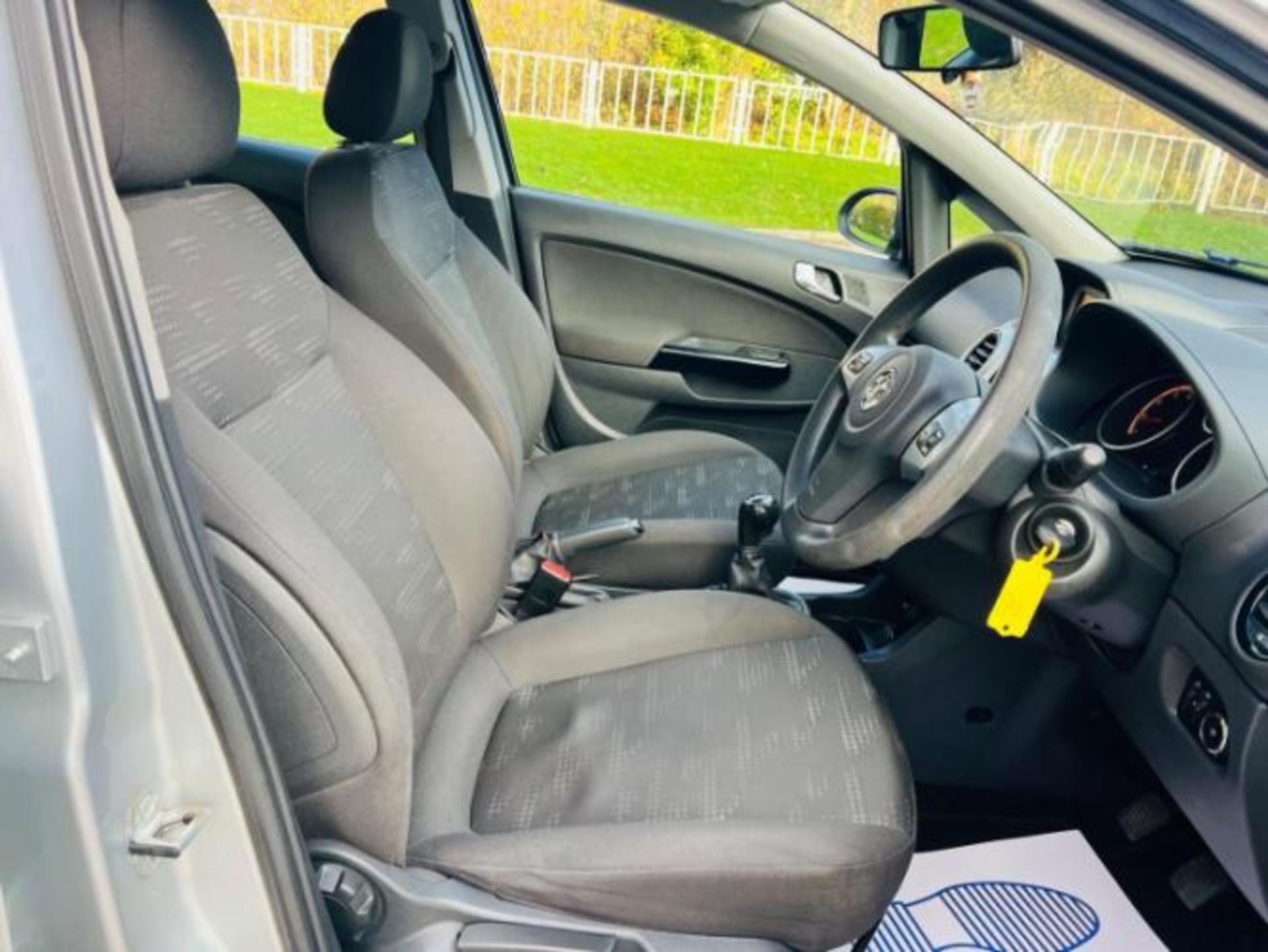 VAUXHALL CORSA 1.2I ECOFLEX 16V EXCLUSIV 5DR (A/C)>>--NO VAT ON HAMMER--<< - Image 28 of 37