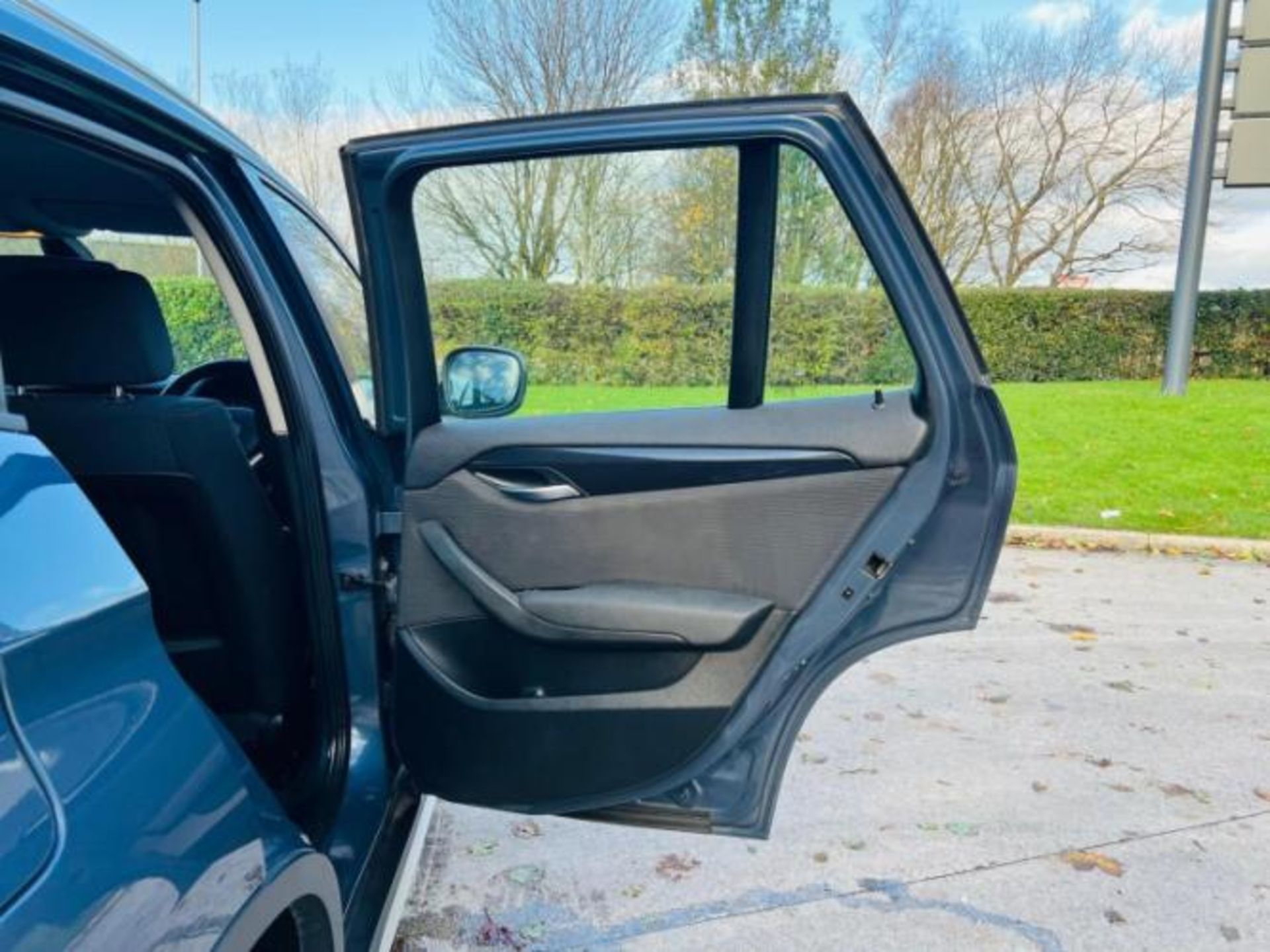 2010 BMW X1 SDRIVE 20D SE AUTOMATIC 5DR >>--NO VAT ON HAMMER--<< - Image 12 of 22