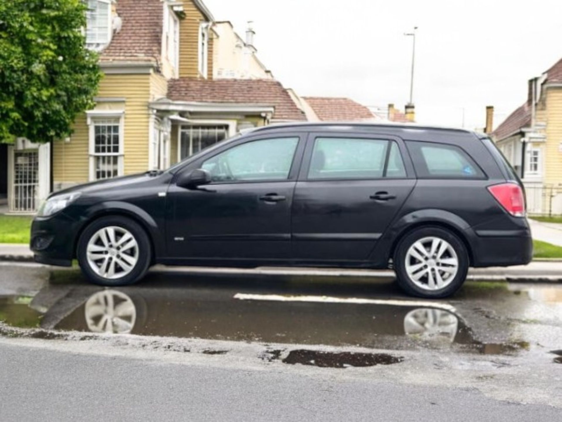 2007 VAUXHALL ASTRA 1.6I 16V SXI 5DR ESTATE >>--NO VAT ON HAMMER--<< - Image 8 of 28