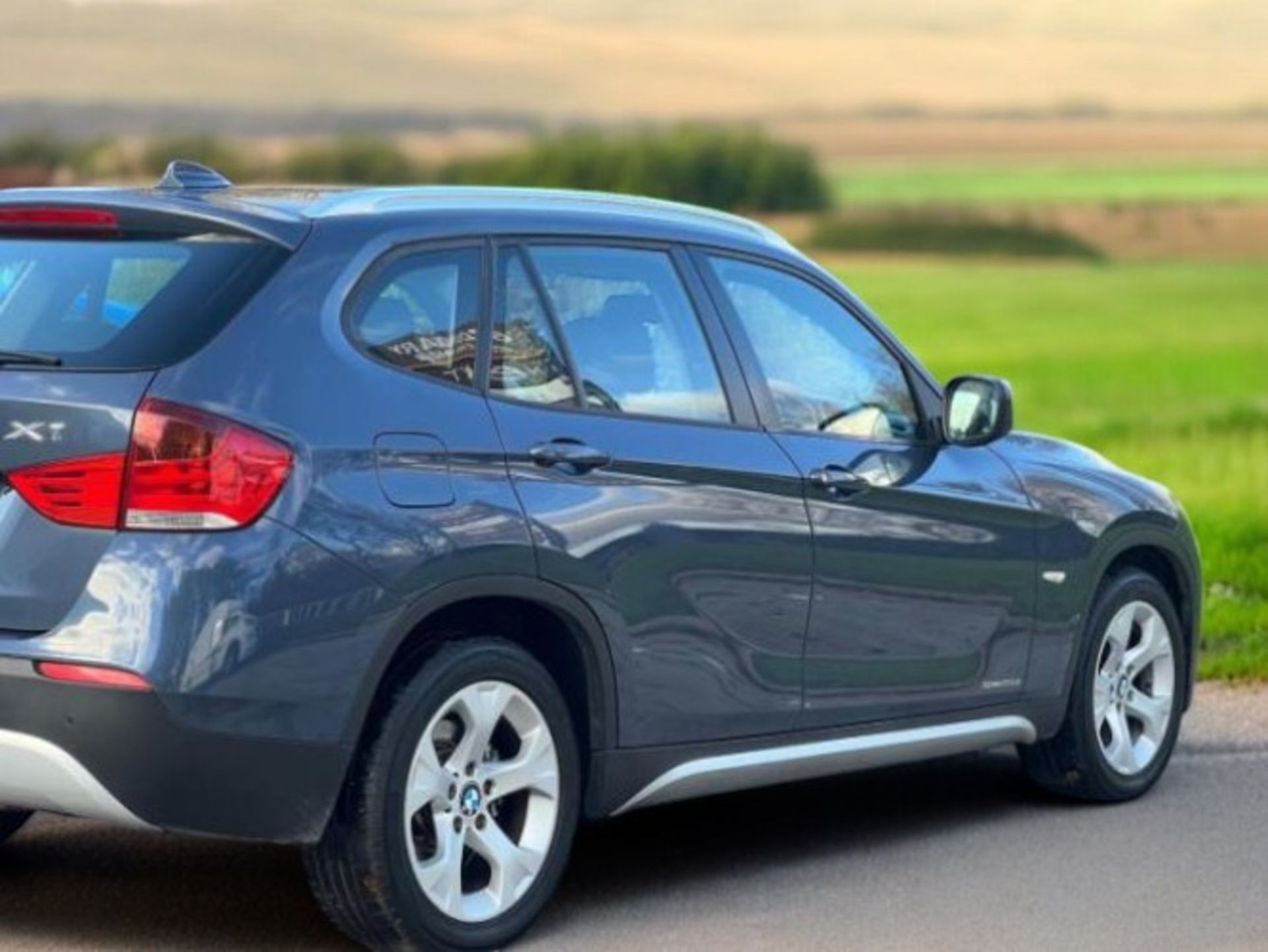 2010 BMW X1 SDRIVE 20D SE AUTOMATIC 5DR >>--NO VAT ON HAMMER--<< - Image 2 of 22