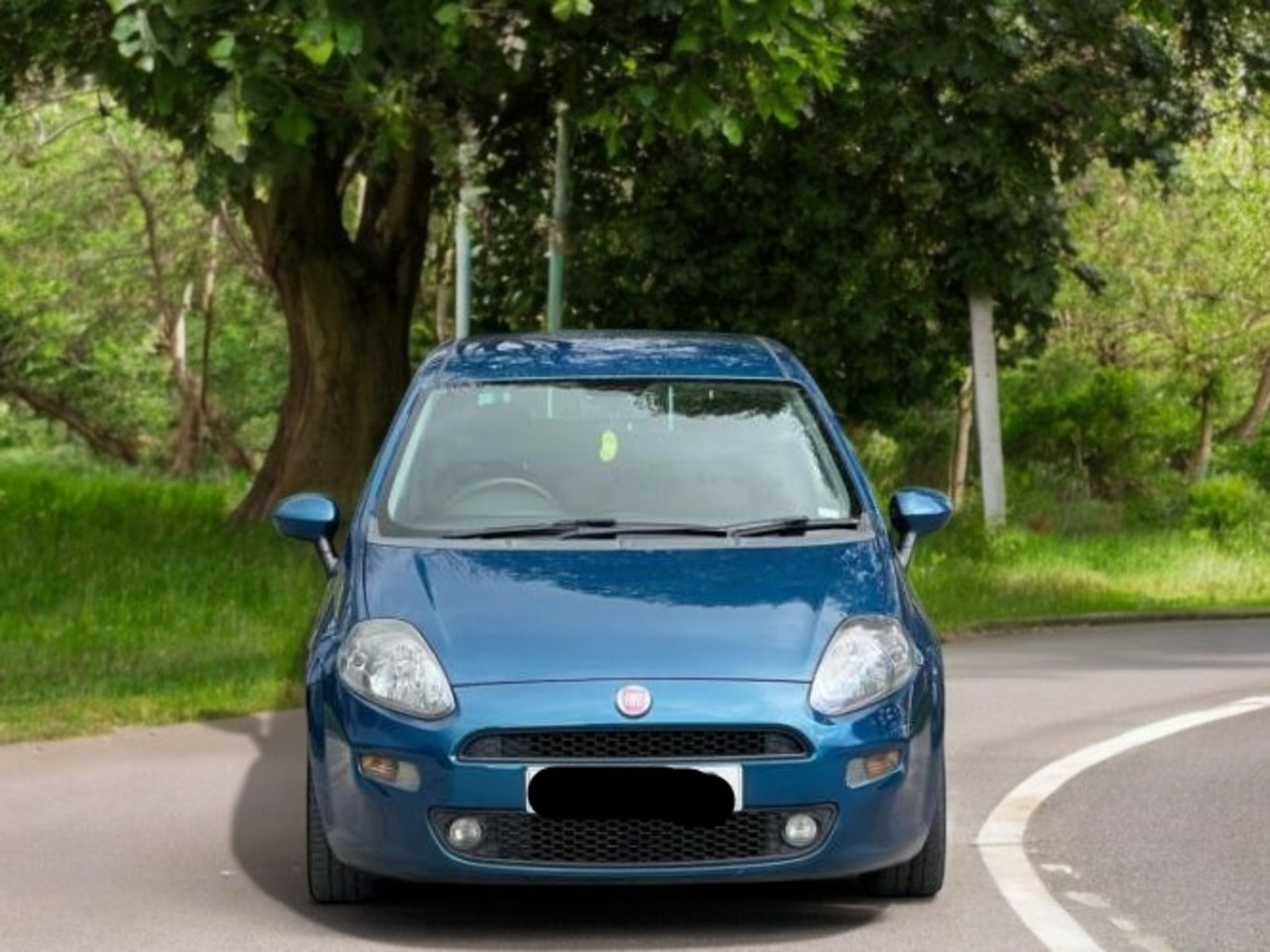 FIAT PUNTO 1.2 GBT 5DR >>--NO VAT ON HAMMER--<< - Image 8 of 32