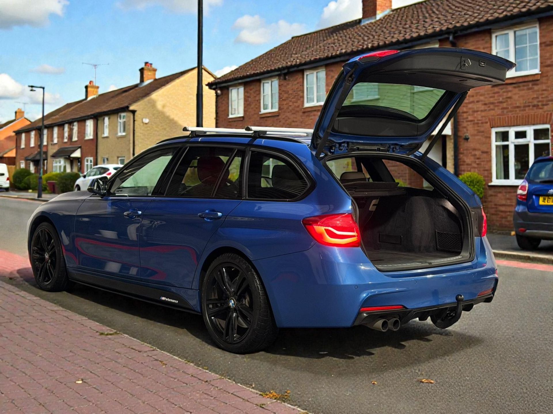 2016 BMW 3 SERIES 335D XDRIVE M SPORT TOURING – EURO 6 >>--NO VAT ON HAMMER--<< - Image 11 of 60
