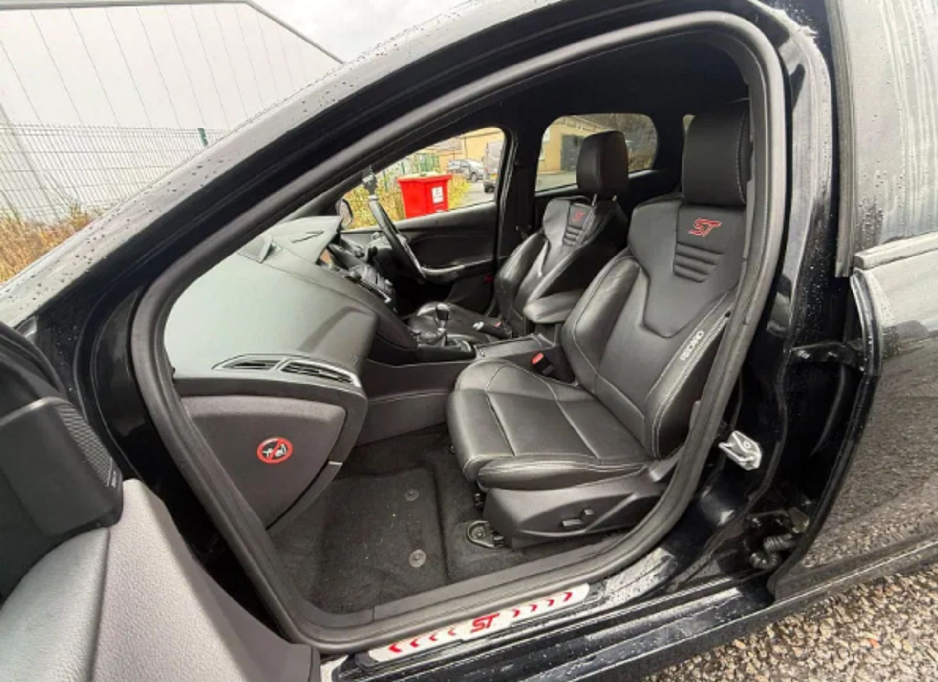 **(ONLY 69K MILEAGE)** 2016 FORD FOCUS 2.0 ST-3 TURBO HATCHBACK >>--NO VAT ON HAMMER--<< - Image 14 of 20