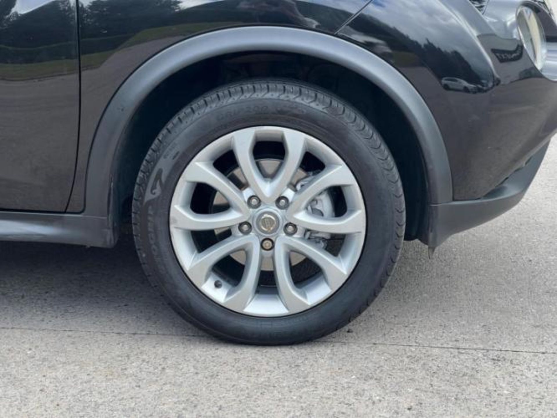 2016 NISSAN JUKE 1.6 TEKNA XTRON 5DR >>--NO VAT ON HAMMER--<< - Image 35 of 39