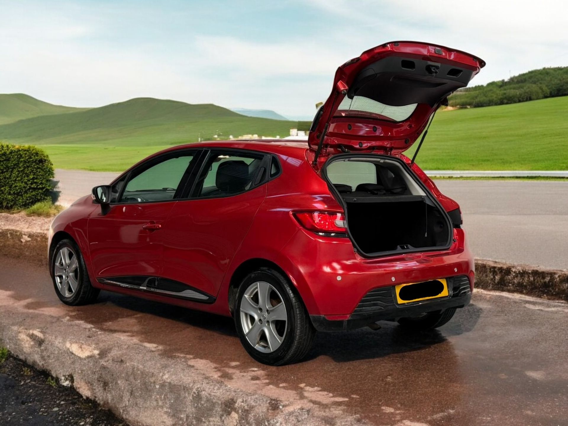 2015 RENAULT CLIO 0.9 TCE DYNAMIQUE MEDIANAV – £20 TAX – 71K MILES >>--NO VAT ON HAMMER--<< - Image 5 of 41