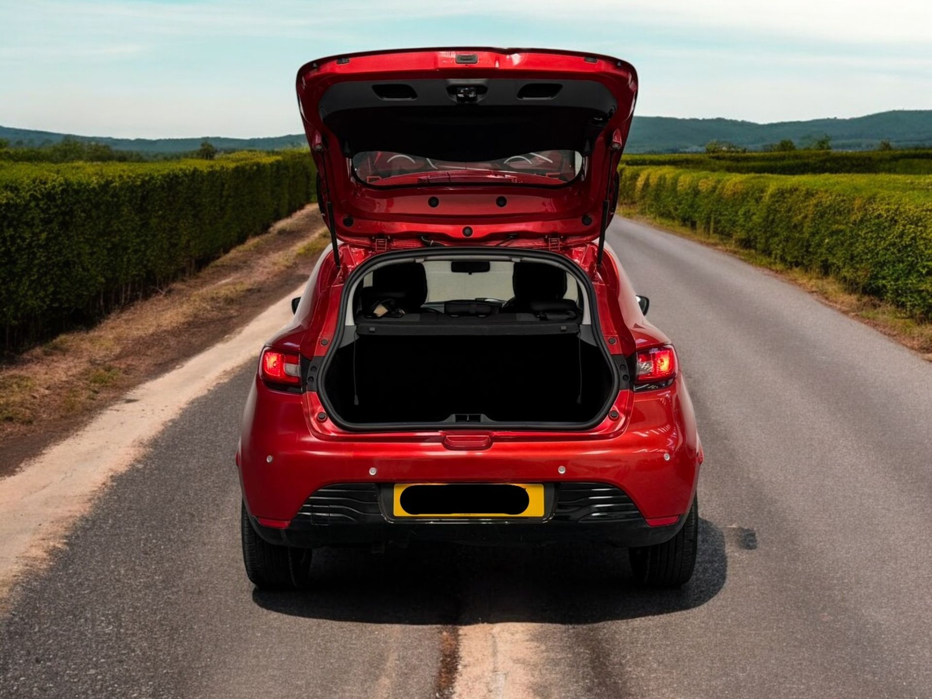 2015 RENAULT CLIO 0.9 TCE DYNAMIQUE MEDIANAV – £20 TAX – 71K MILES >>--NO VAT ON HAMMER--<< - Image 12 of 41